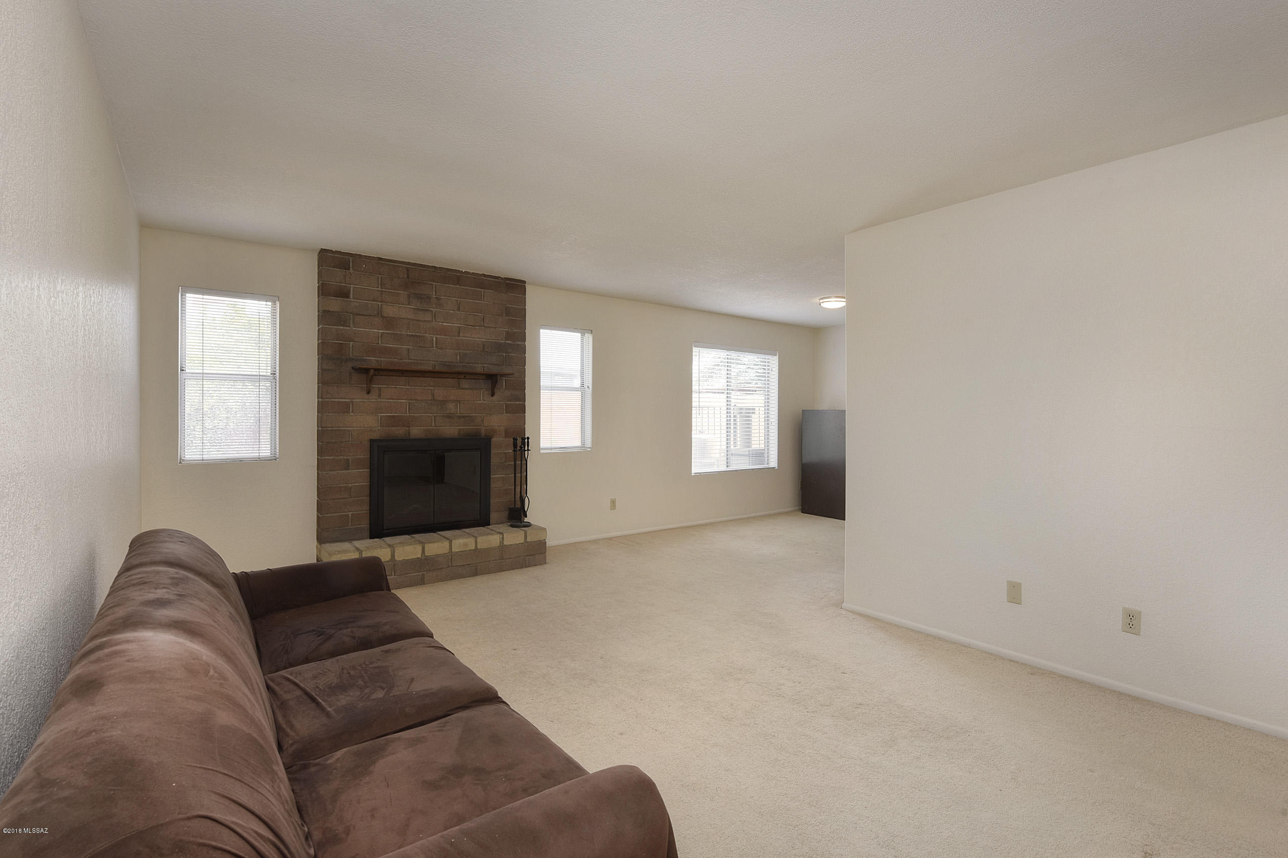 3771 W Raintree Drive