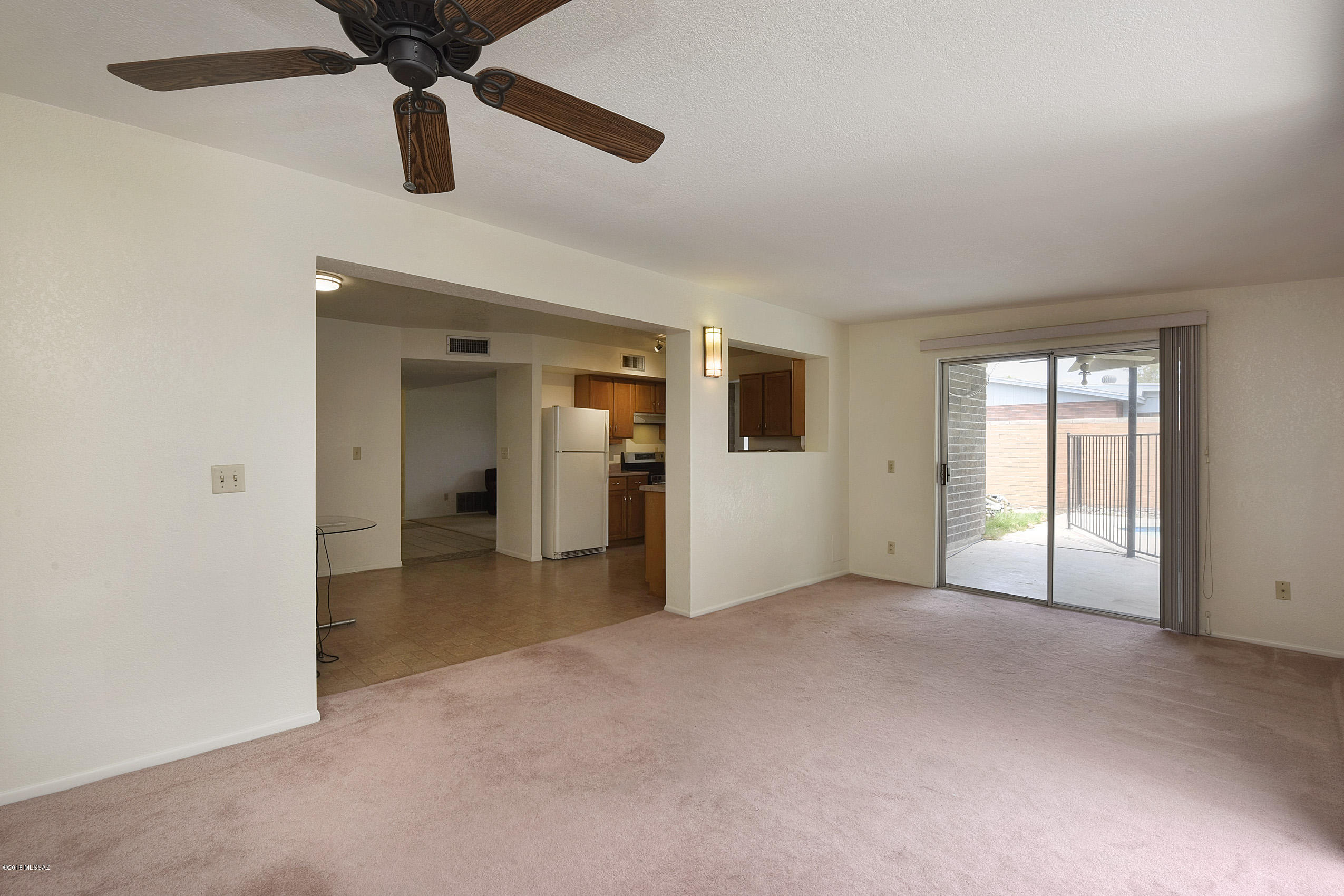 3771 W Raintree Drive