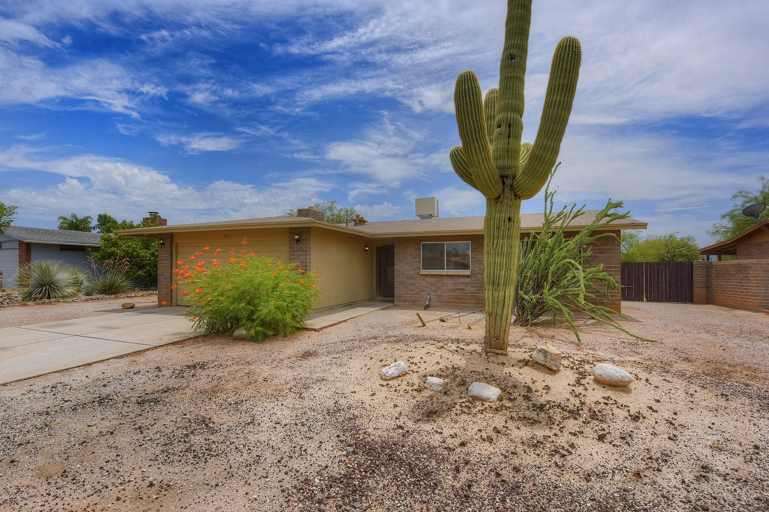 3771 W Raintree Drive