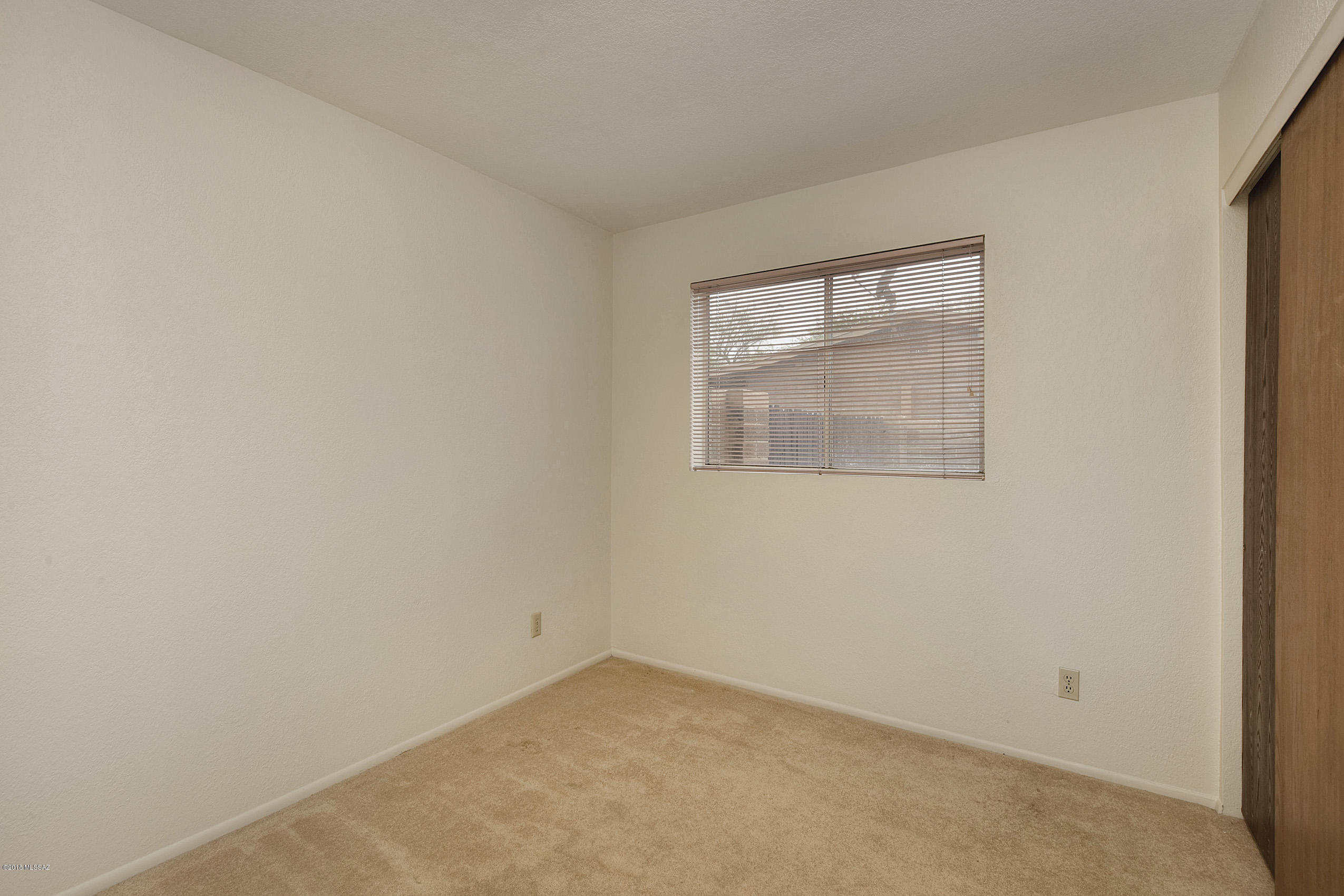 3771 W Raintree Drive