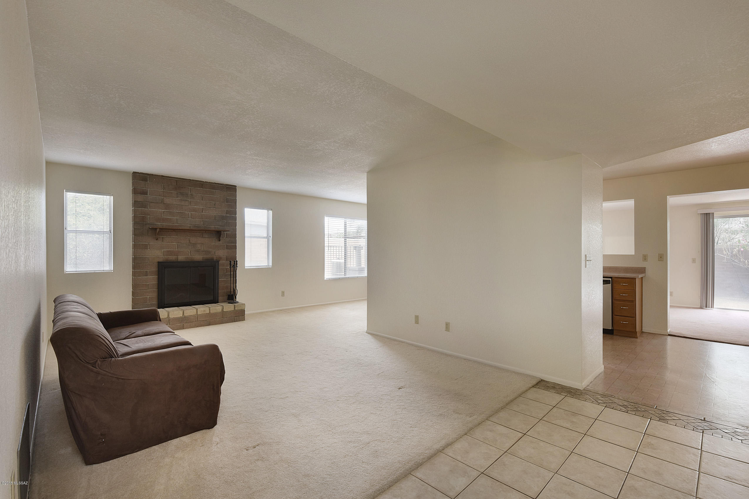 3771 W Raintree Drive