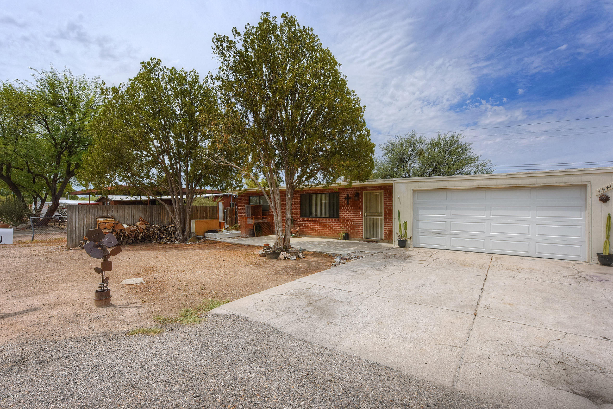 4941 N Plane Avenue
