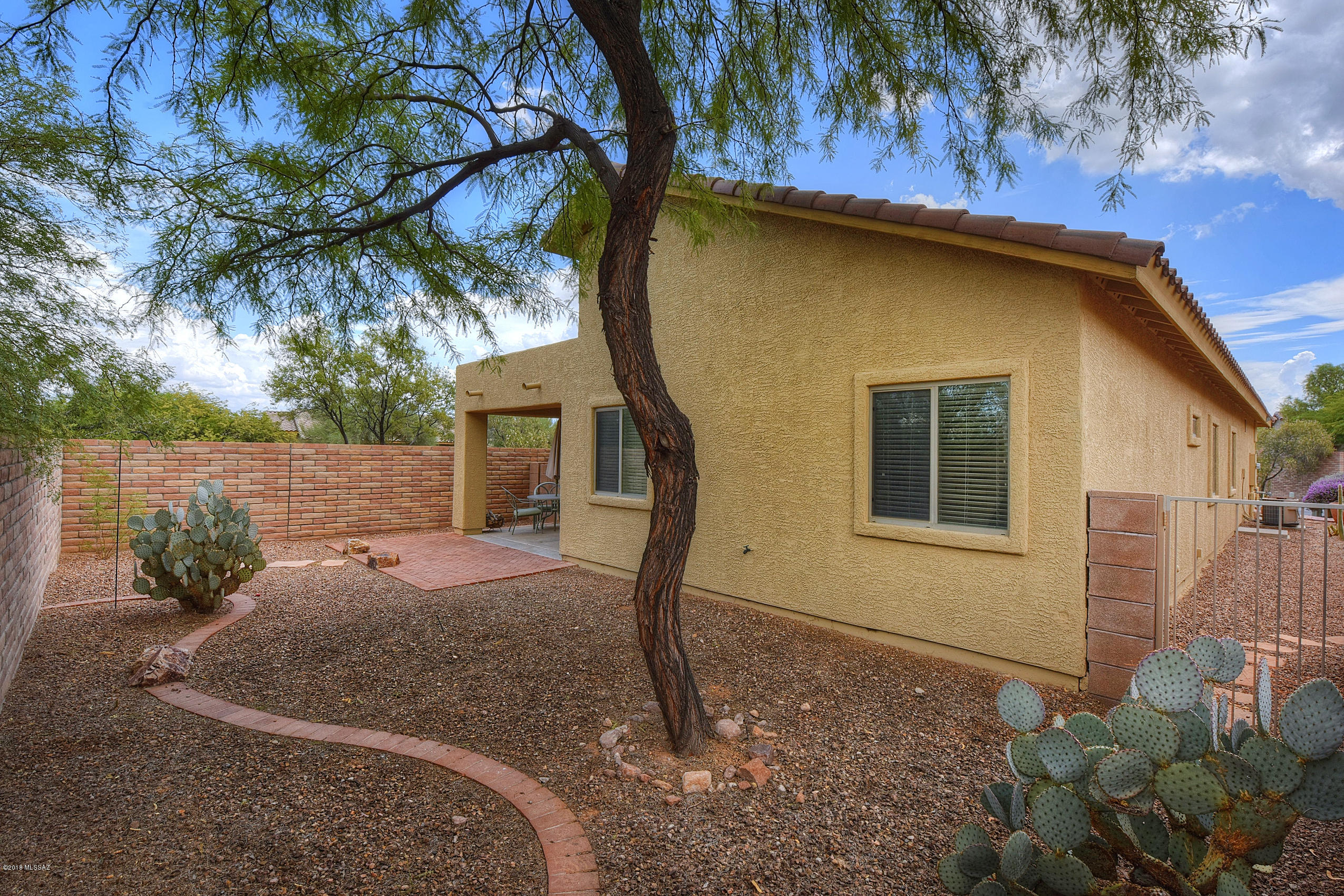 8369 N Rocky View Lane