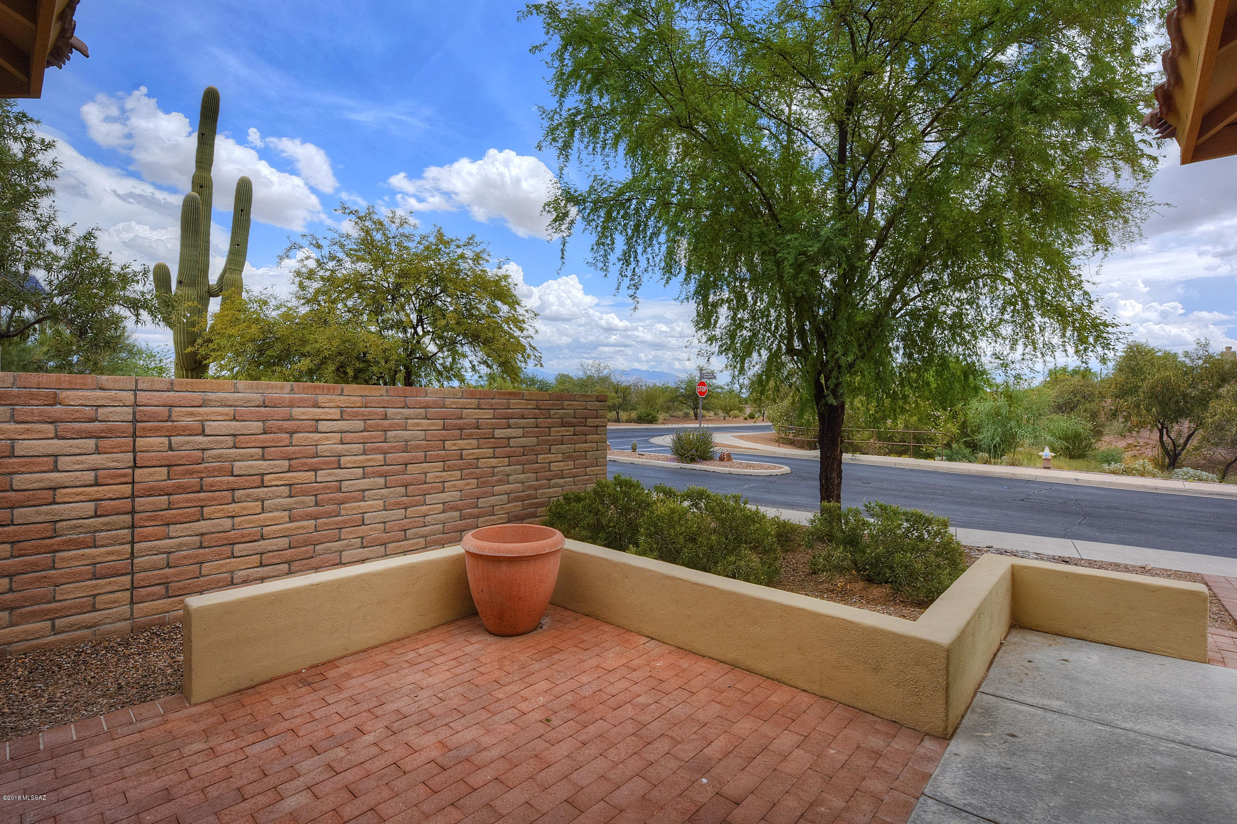 8369 N Rocky View Lane