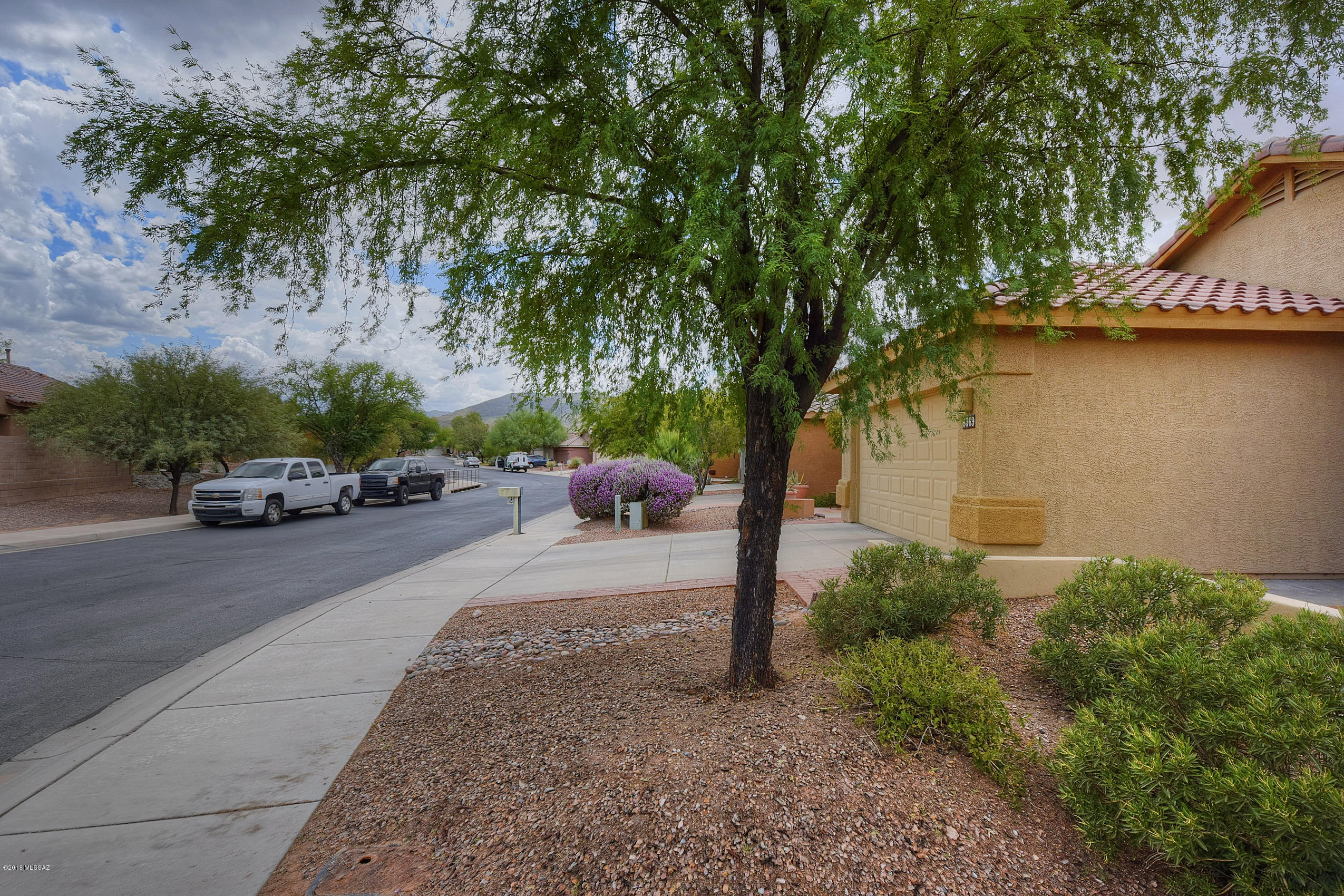 8369 N Rocky View Lane