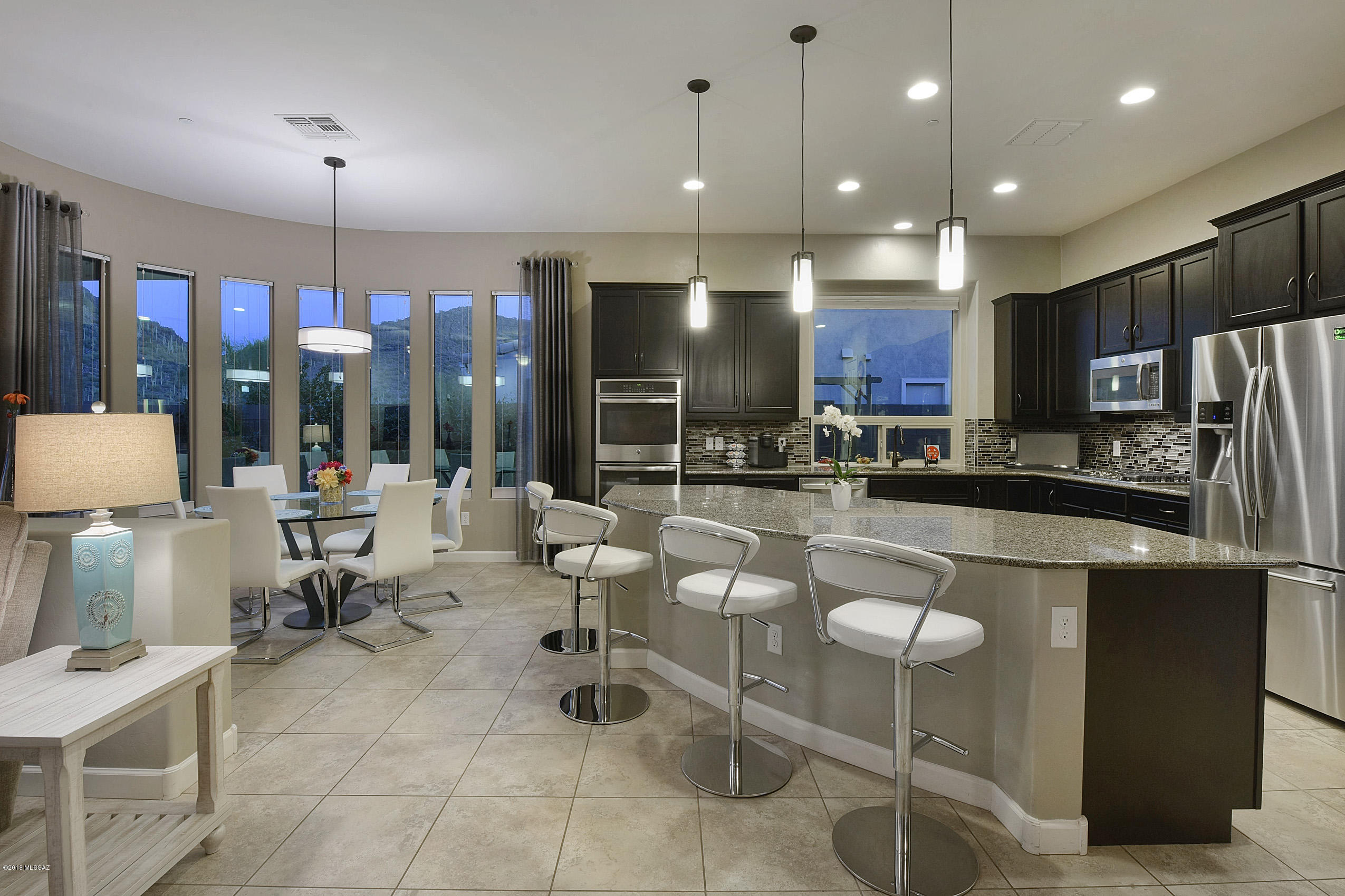 9690 N Saguaro Breeze Way