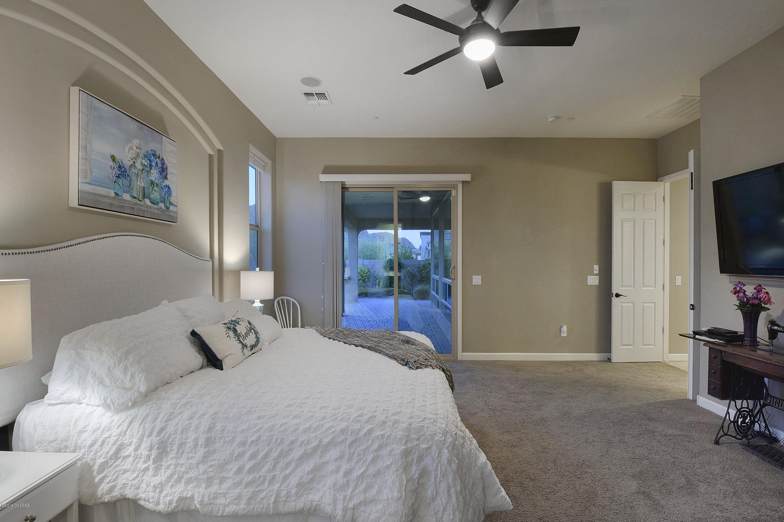 9690 N Saguaro Breeze Way