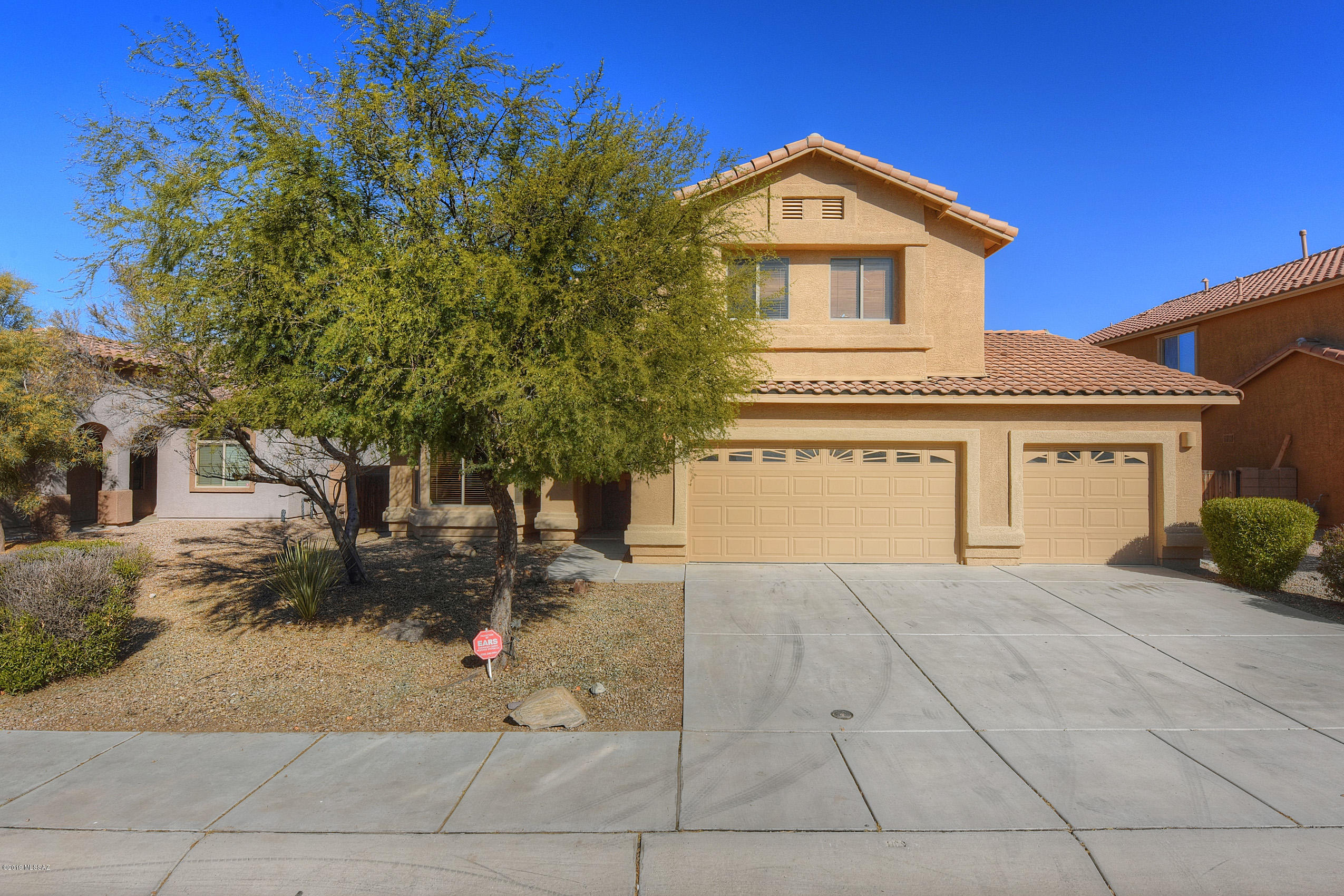 11374 W Stone Hearth Street