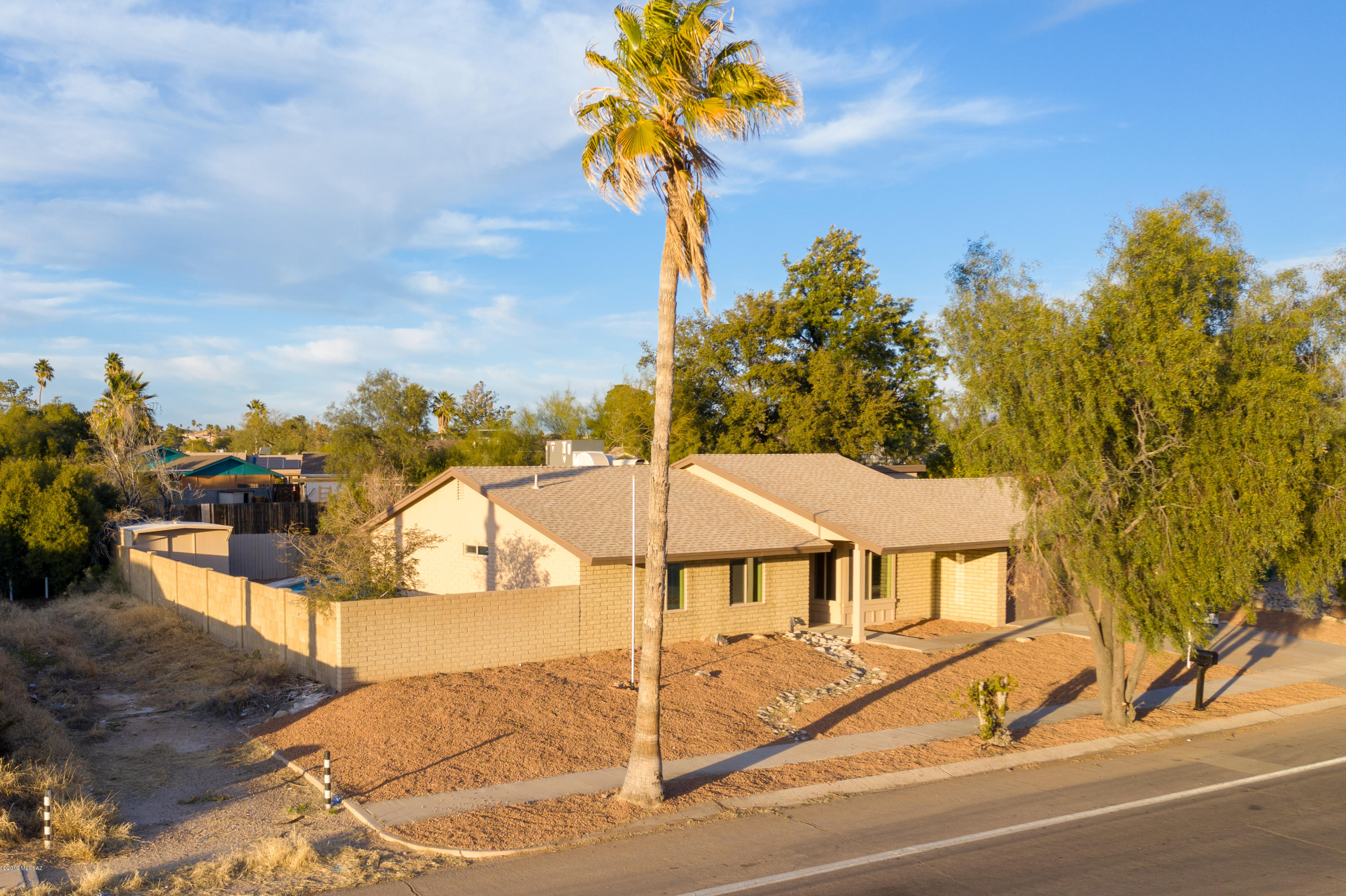 7267 N Meredith Boulevard