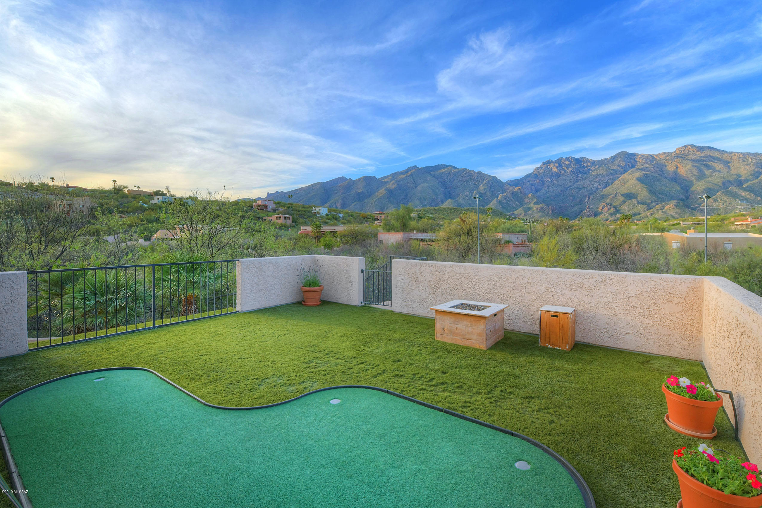 6239 E Placita Aurelia