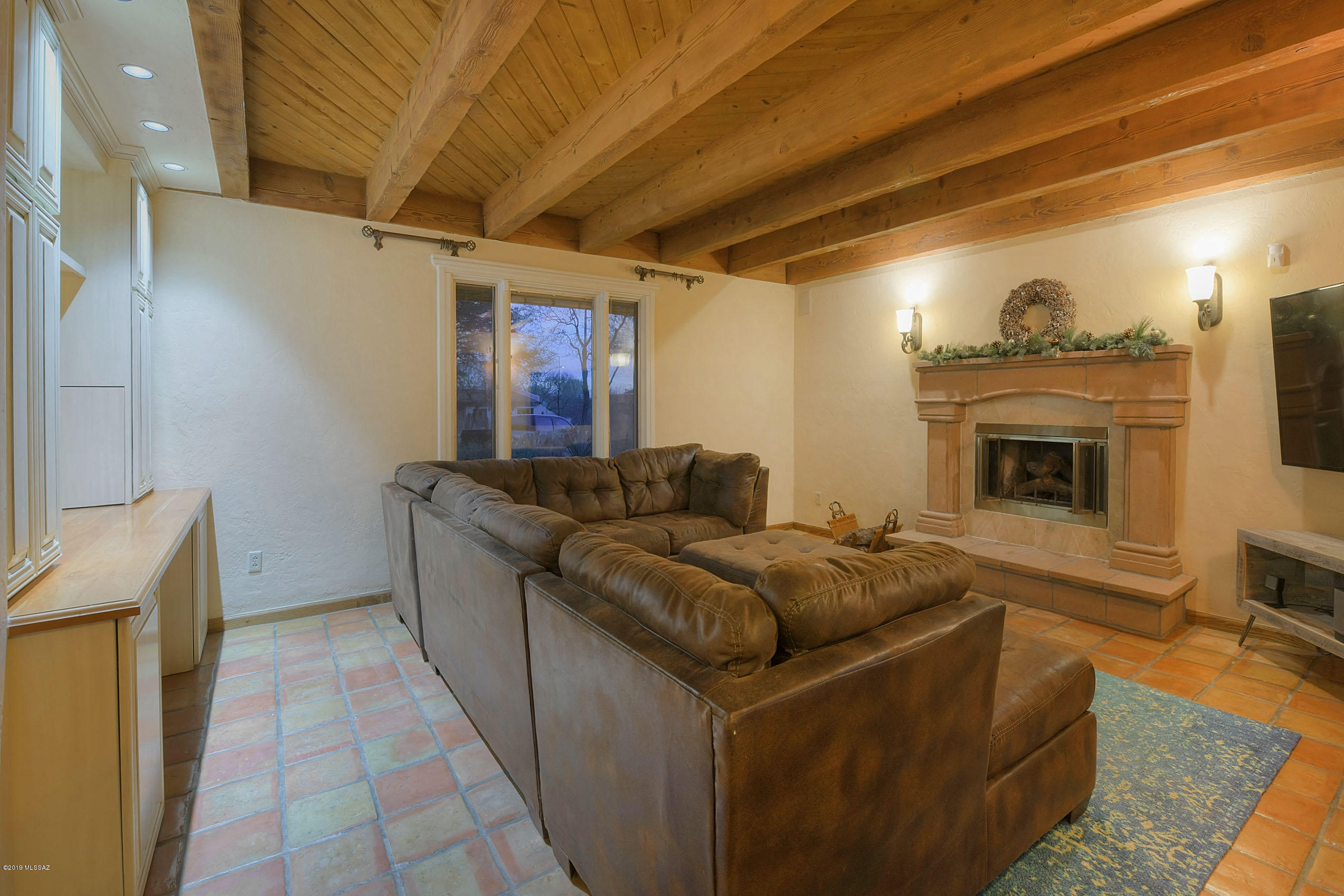6239 E Placita Aurelia