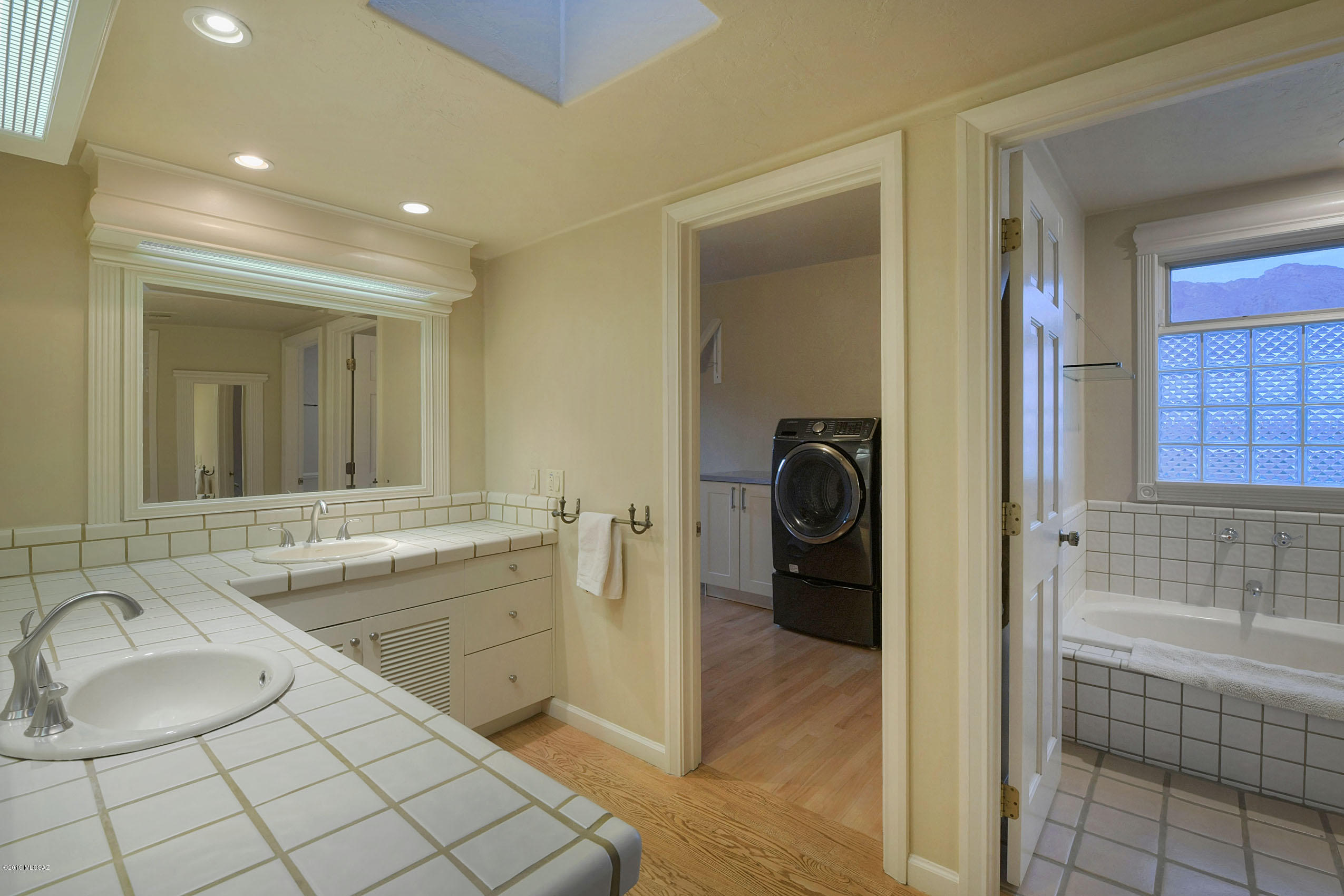 6239 E Placita Aurelia