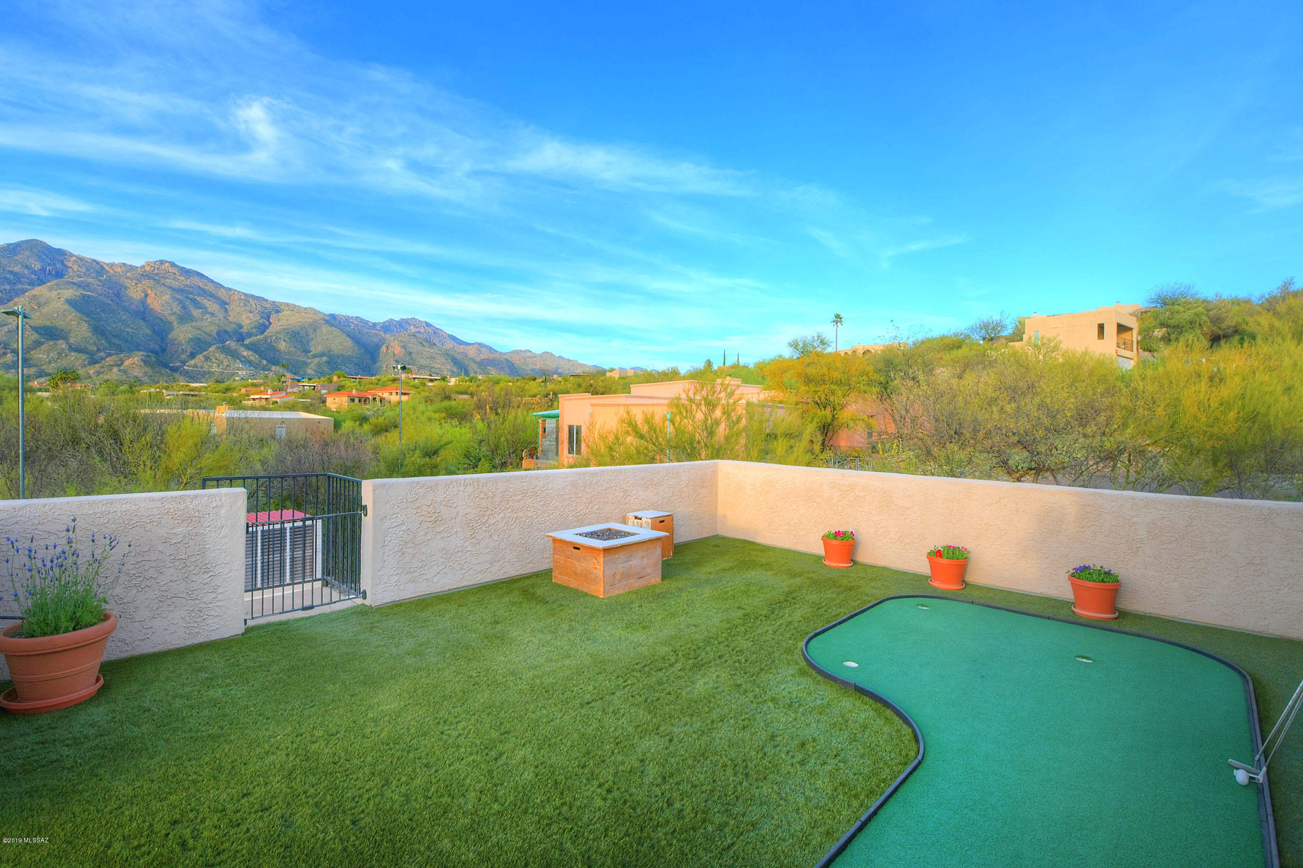 6239 E Placita Aurelia