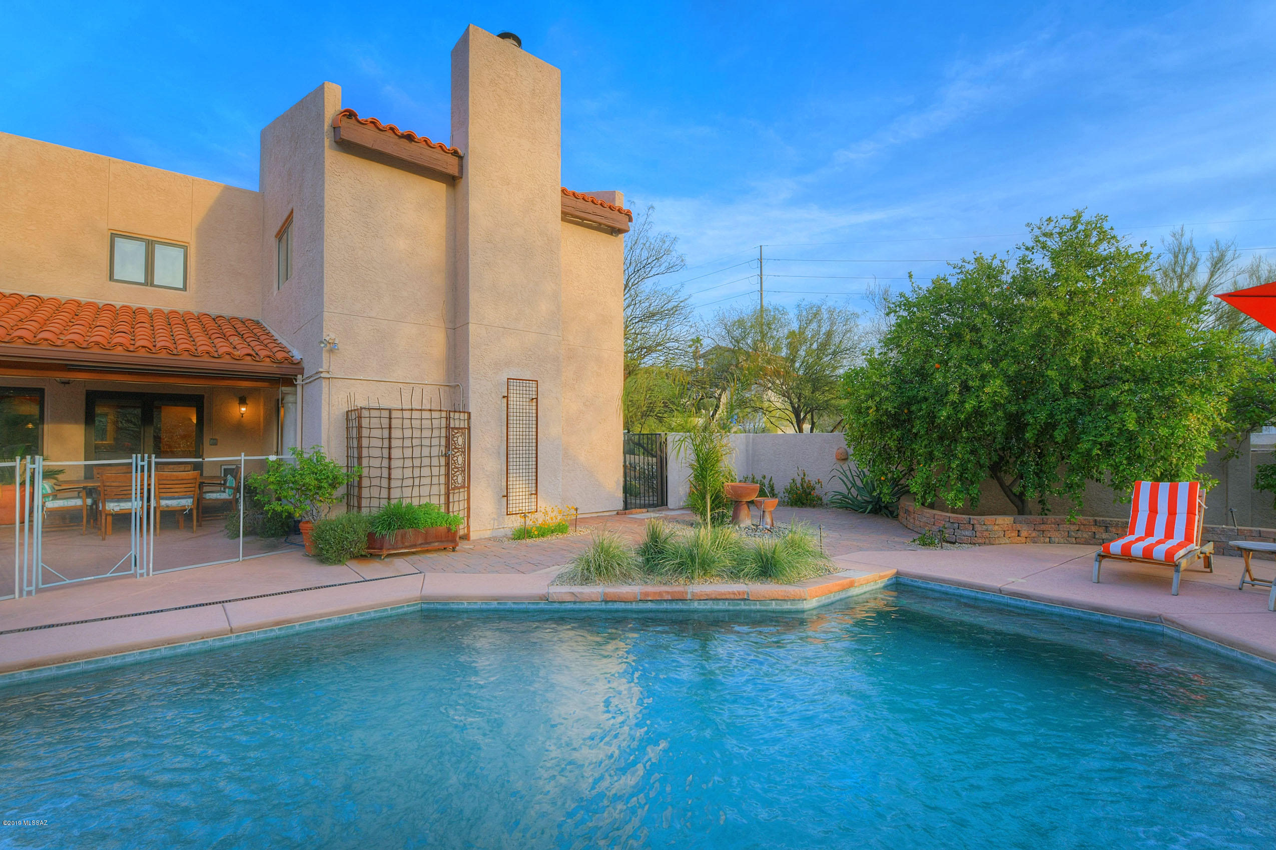 6239 E Placita Aurelia