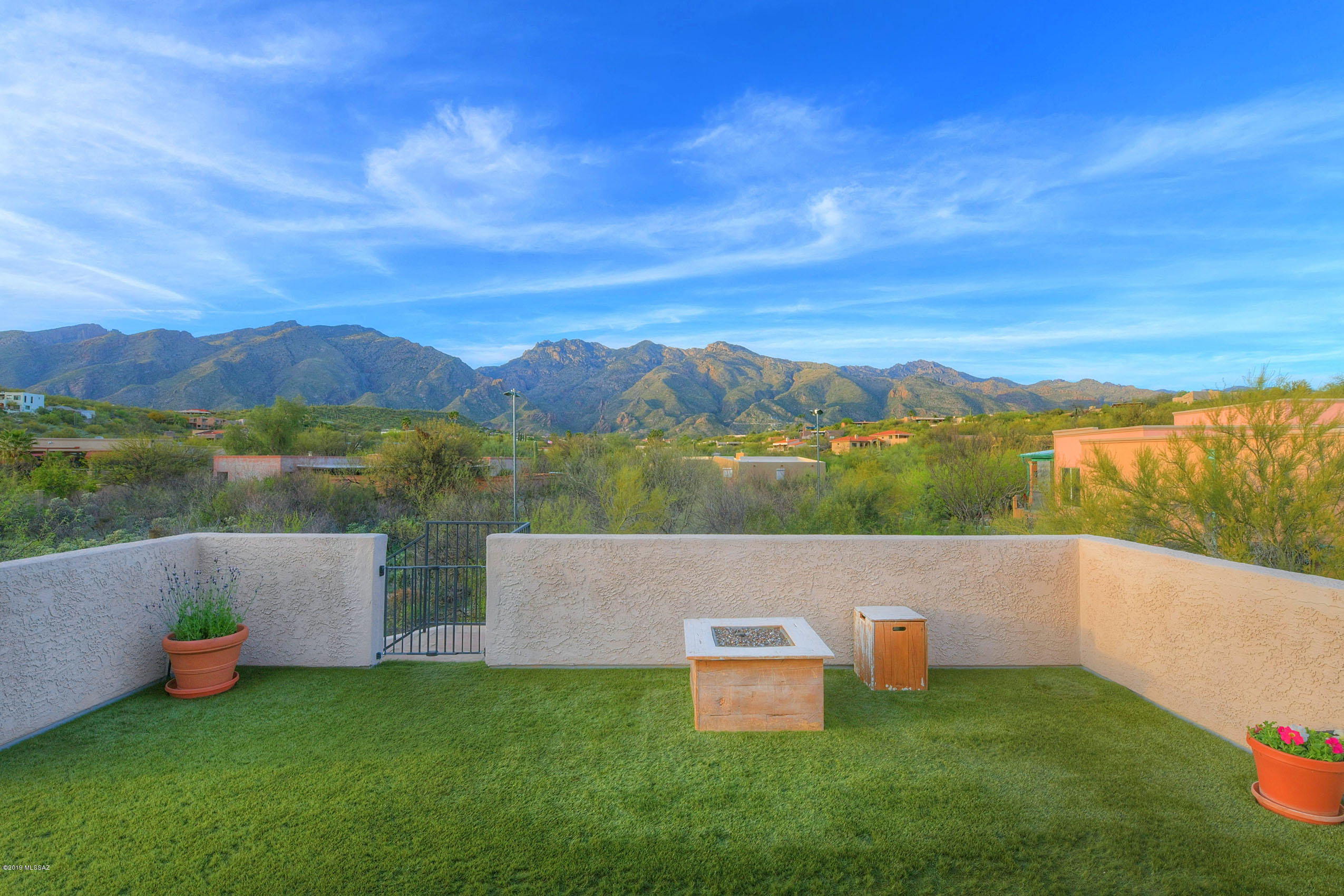 6239 E Placita Aurelia