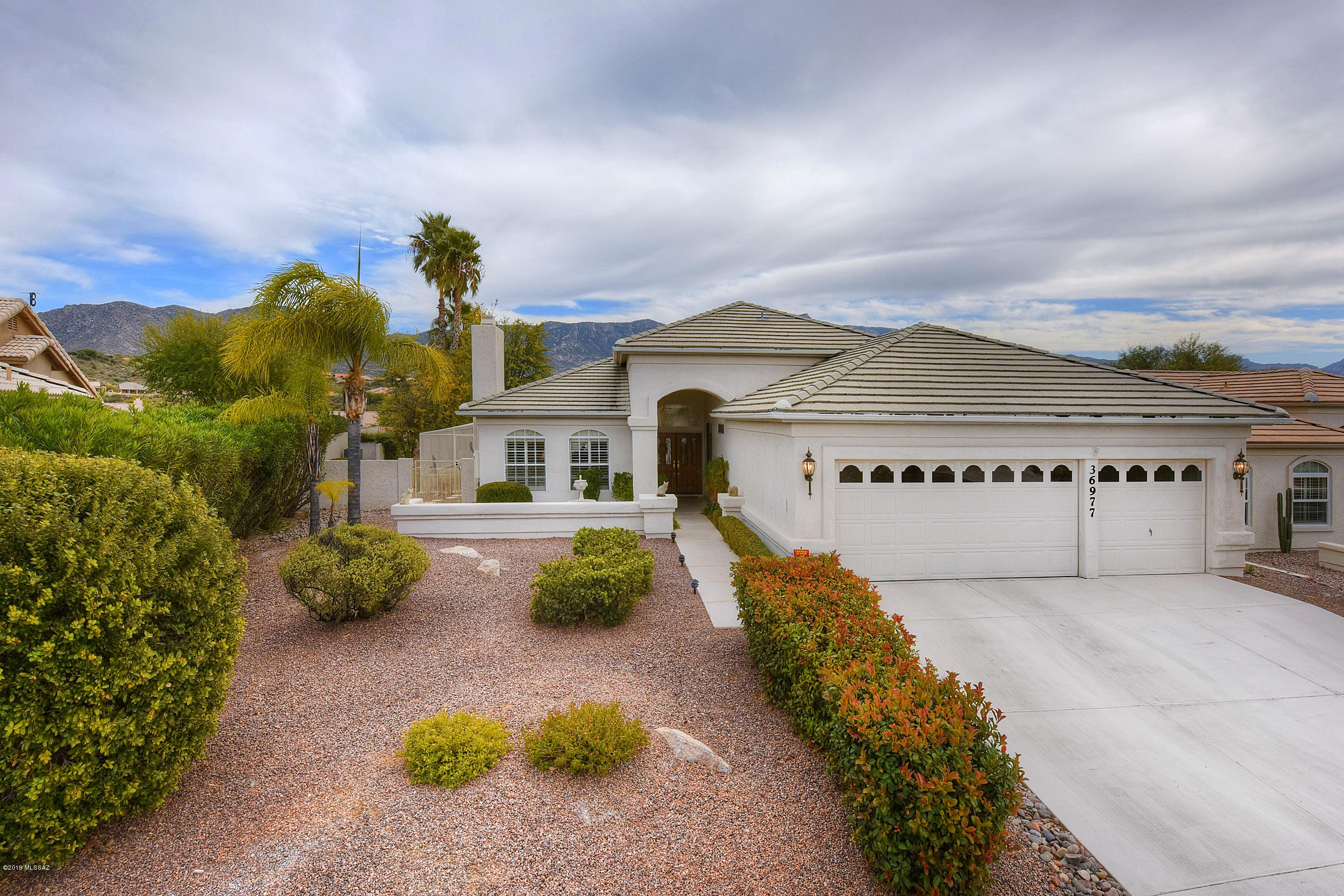 36977 S Ribbonwood Lane