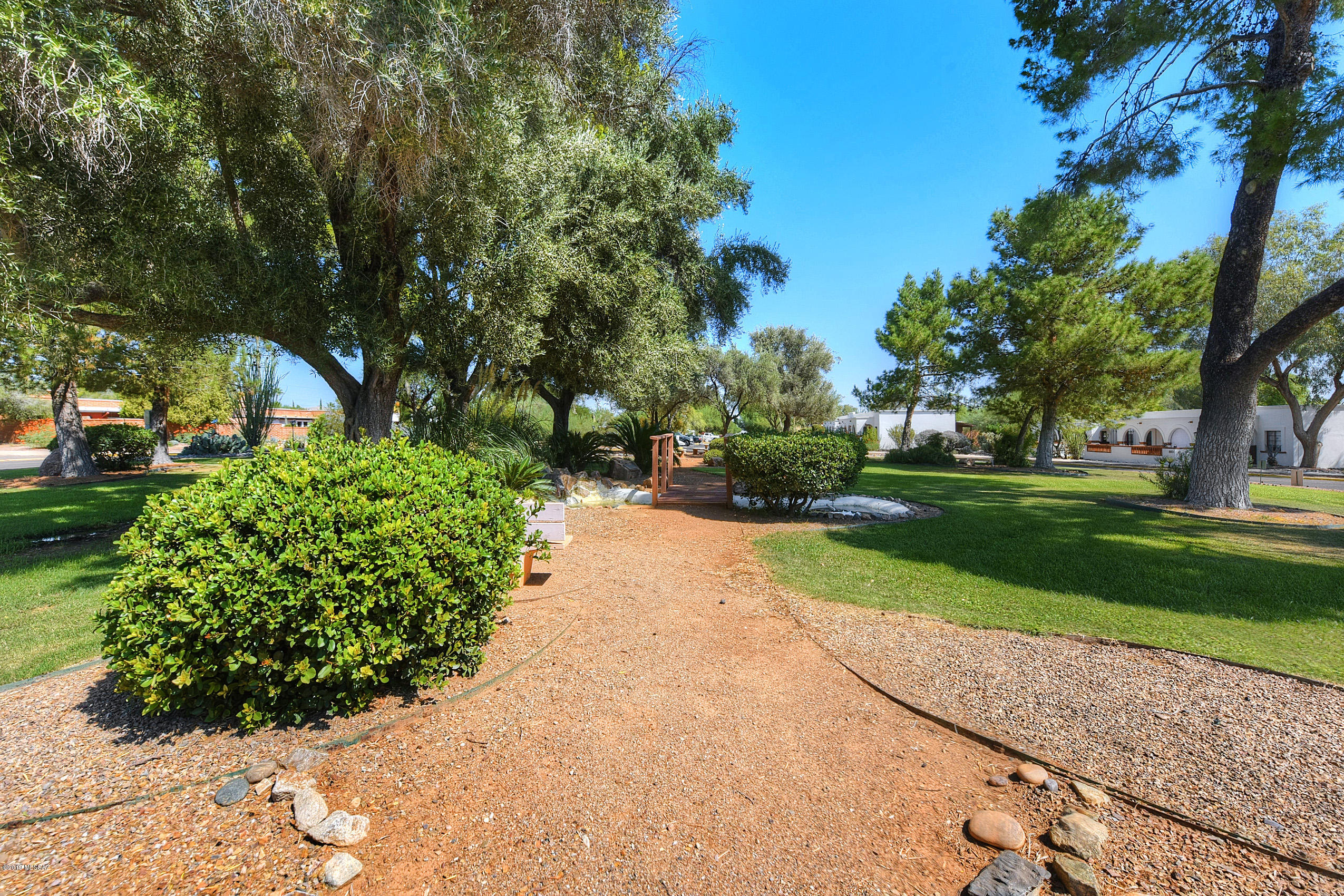 353 S Paseo Chico