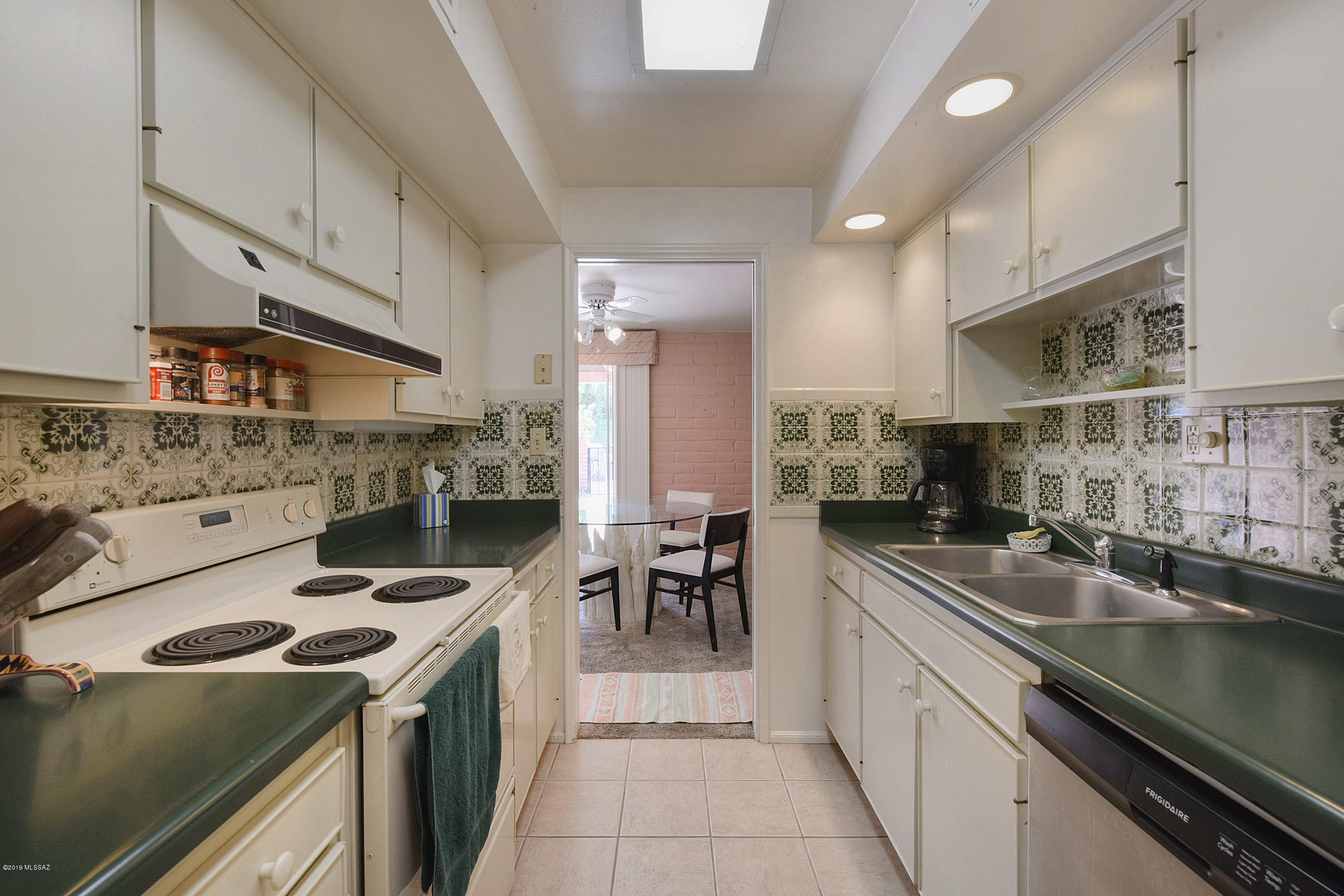353 S Paseo Chico