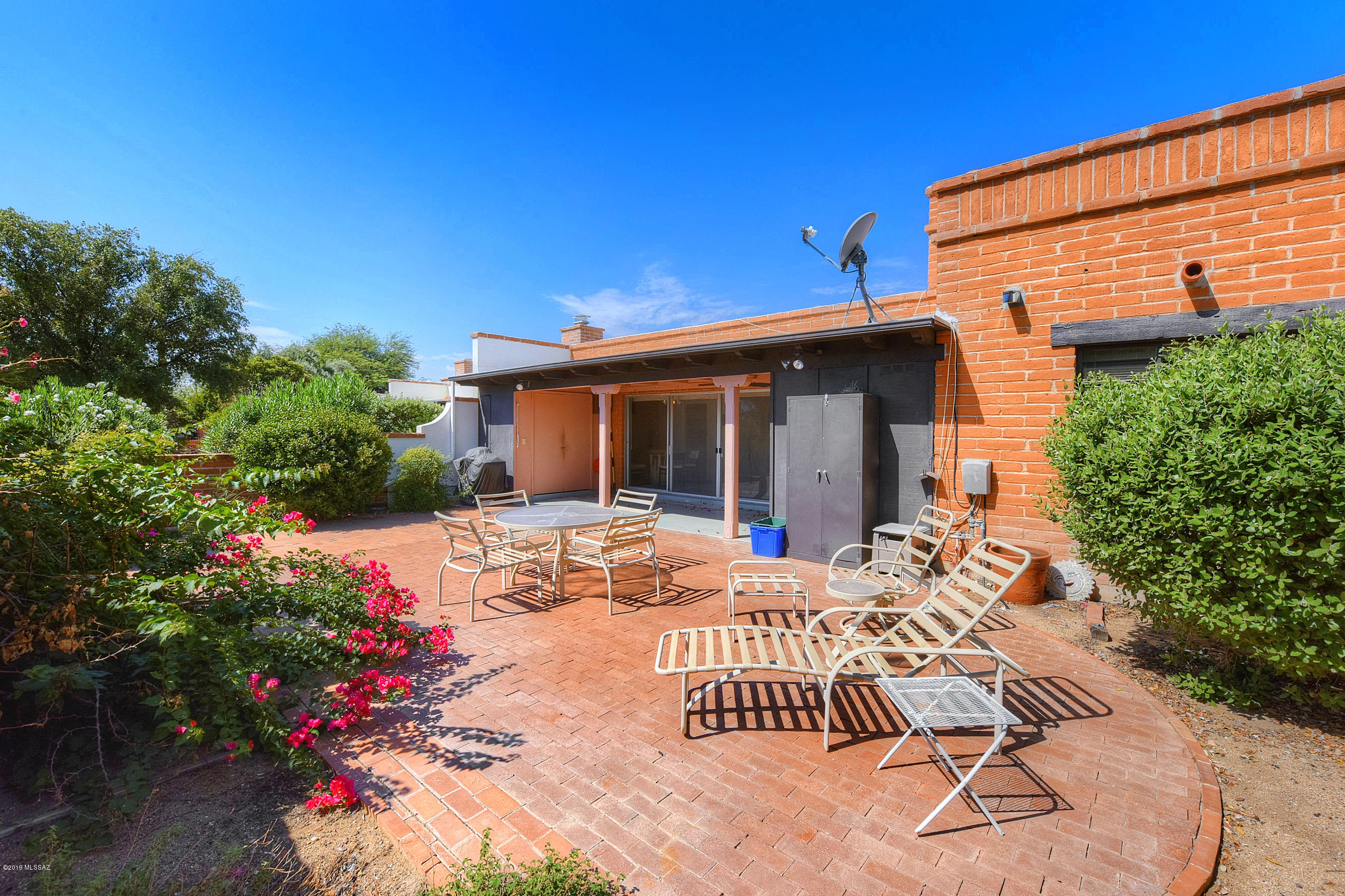 353 S Paseo Chico