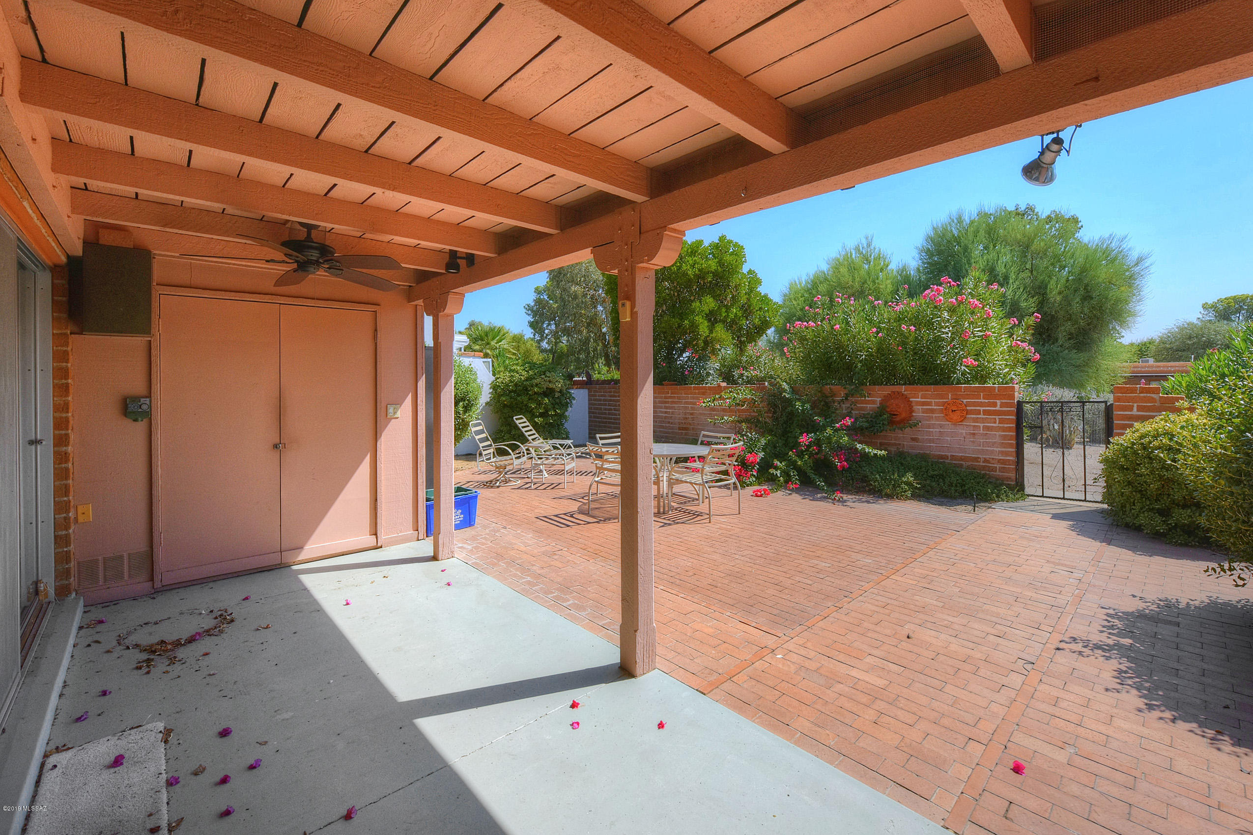 353 S Paseo Chico