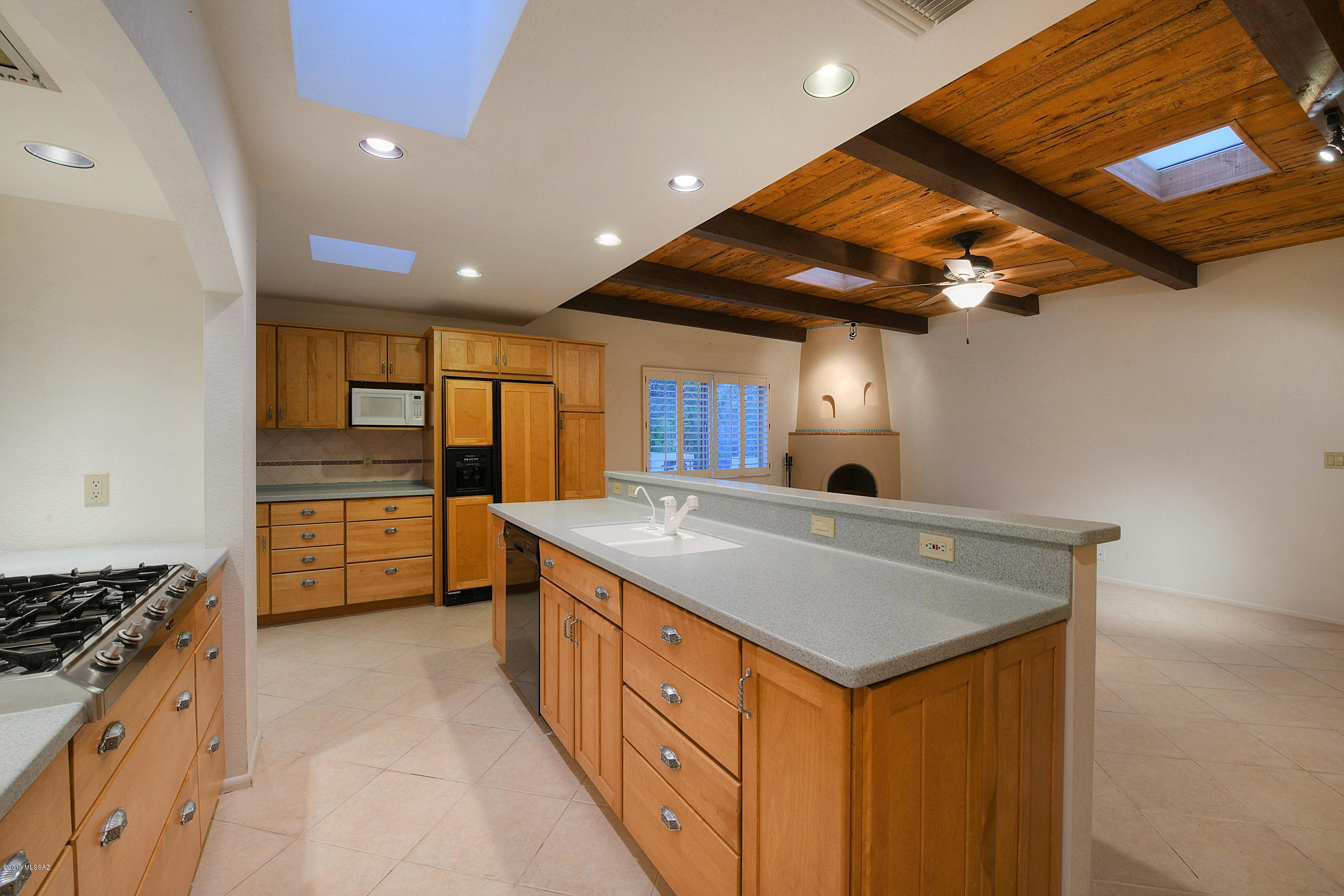 520 W Valle Del Oro Road
