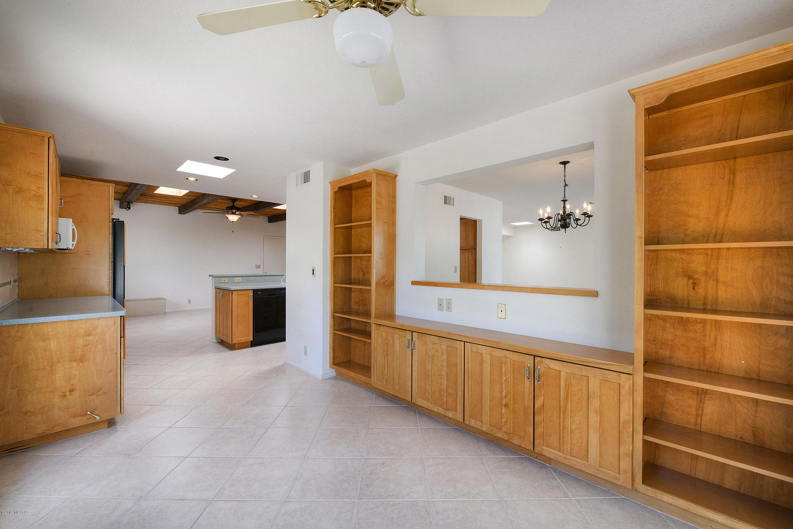 520 W Valle Del Oro Road