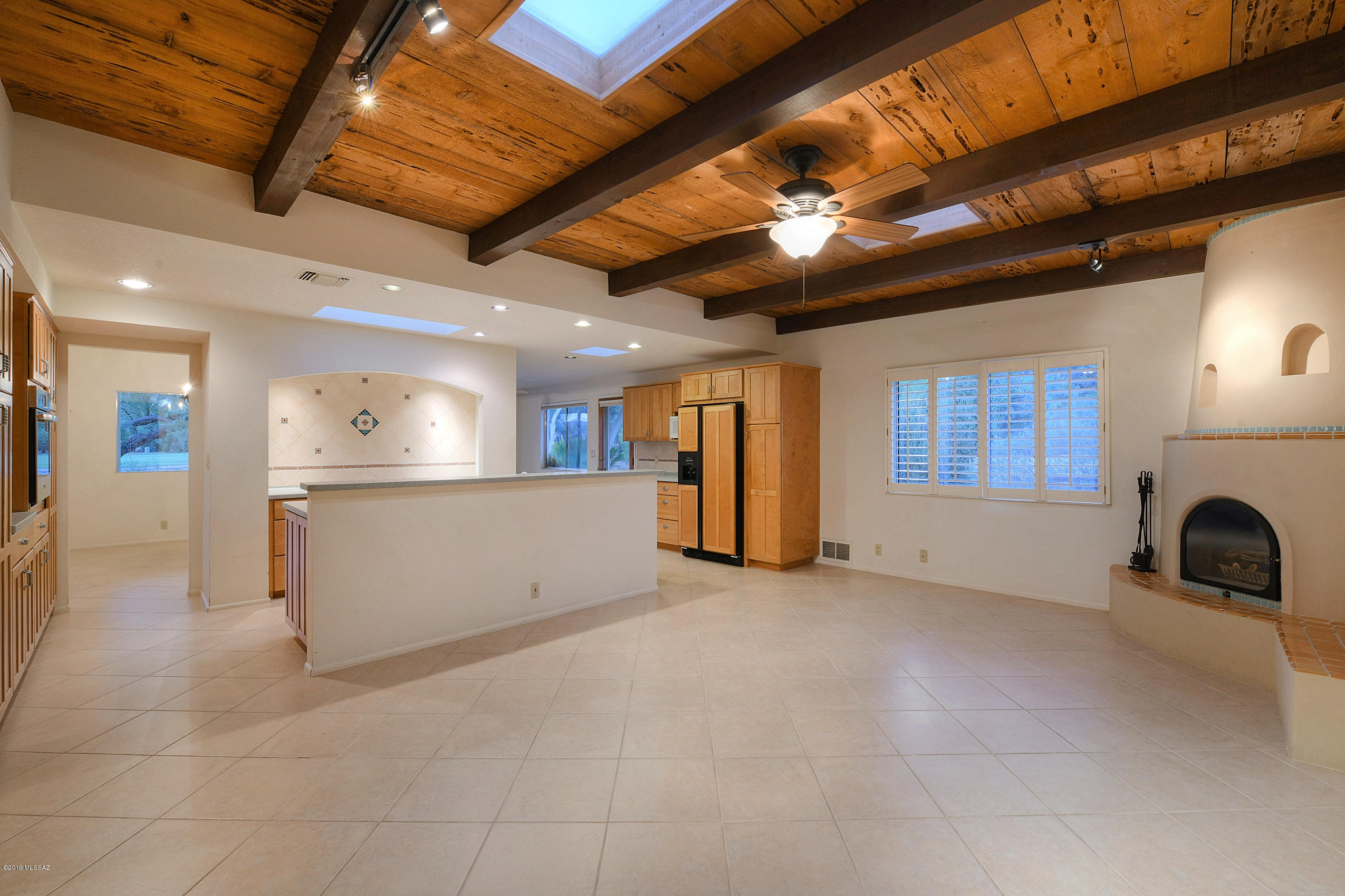 520 W Valle Del Oro Road