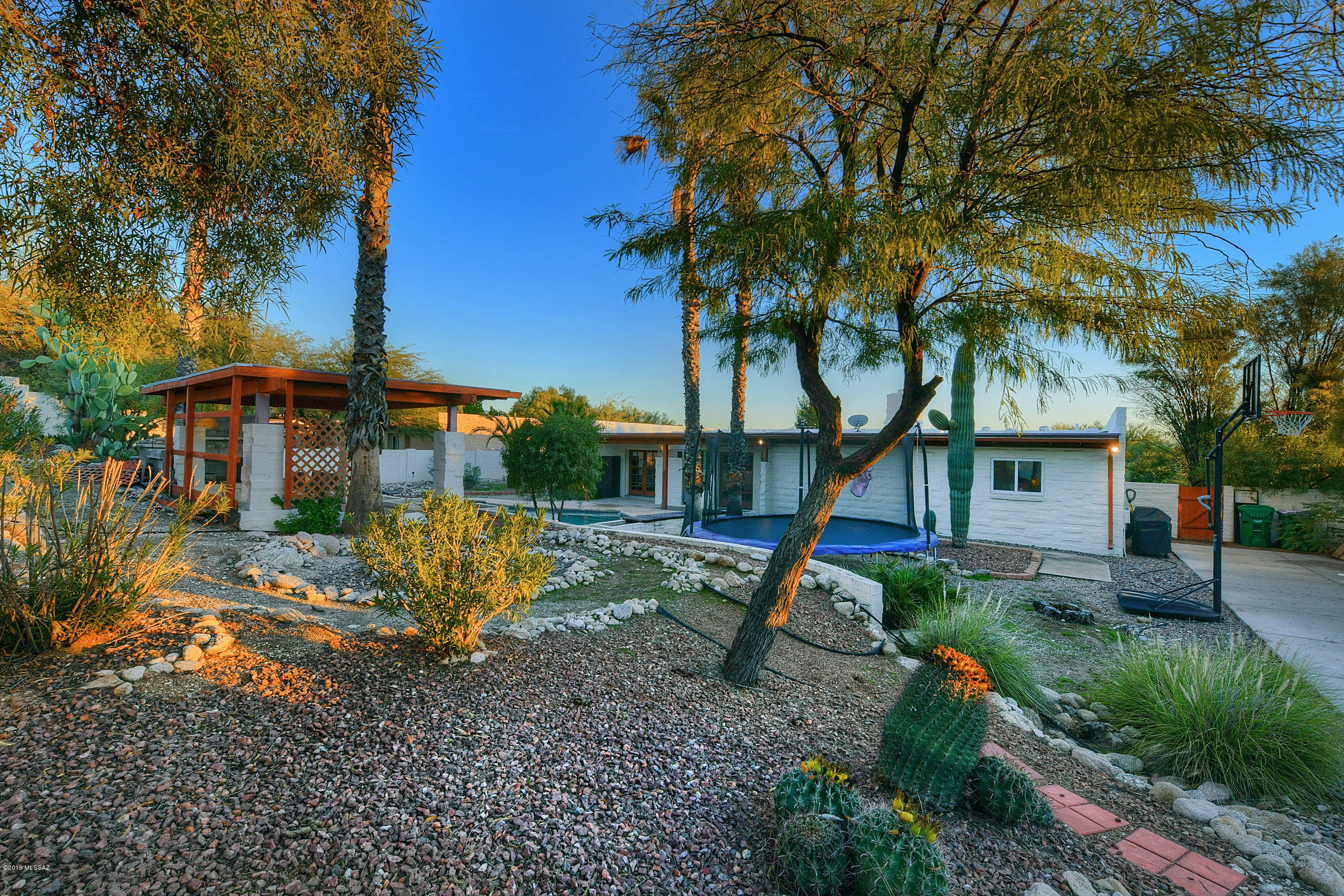 7921 E Presidio Road