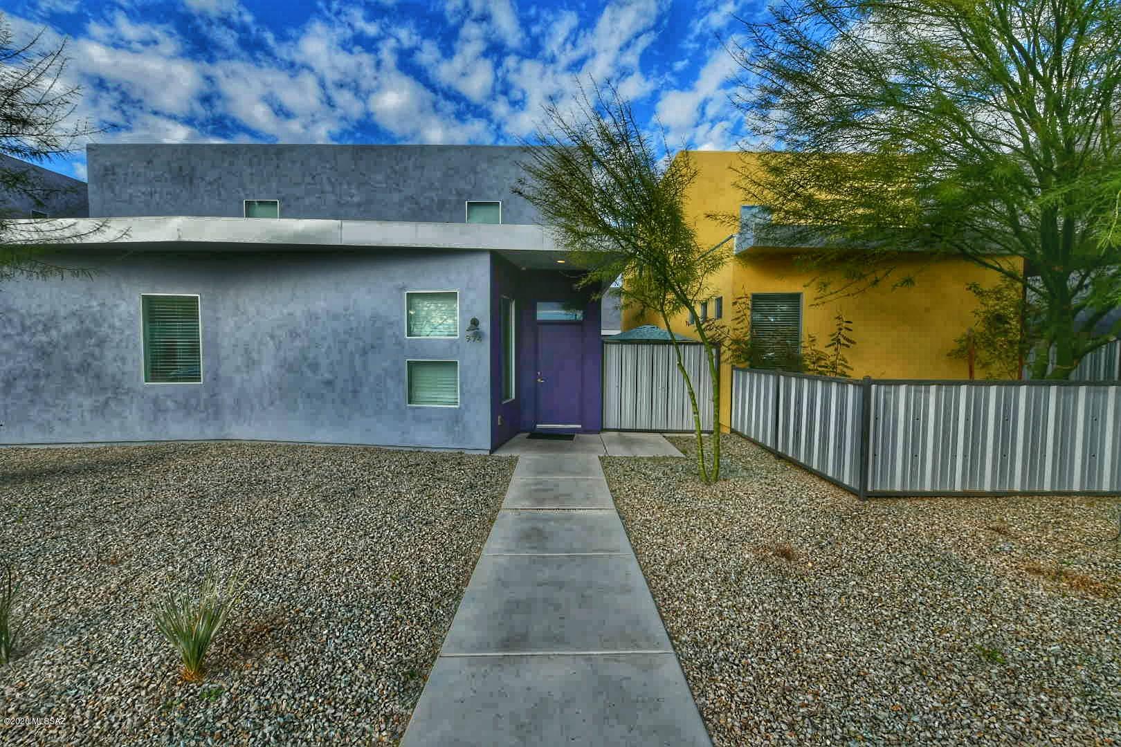 974 E Park Modern Drive