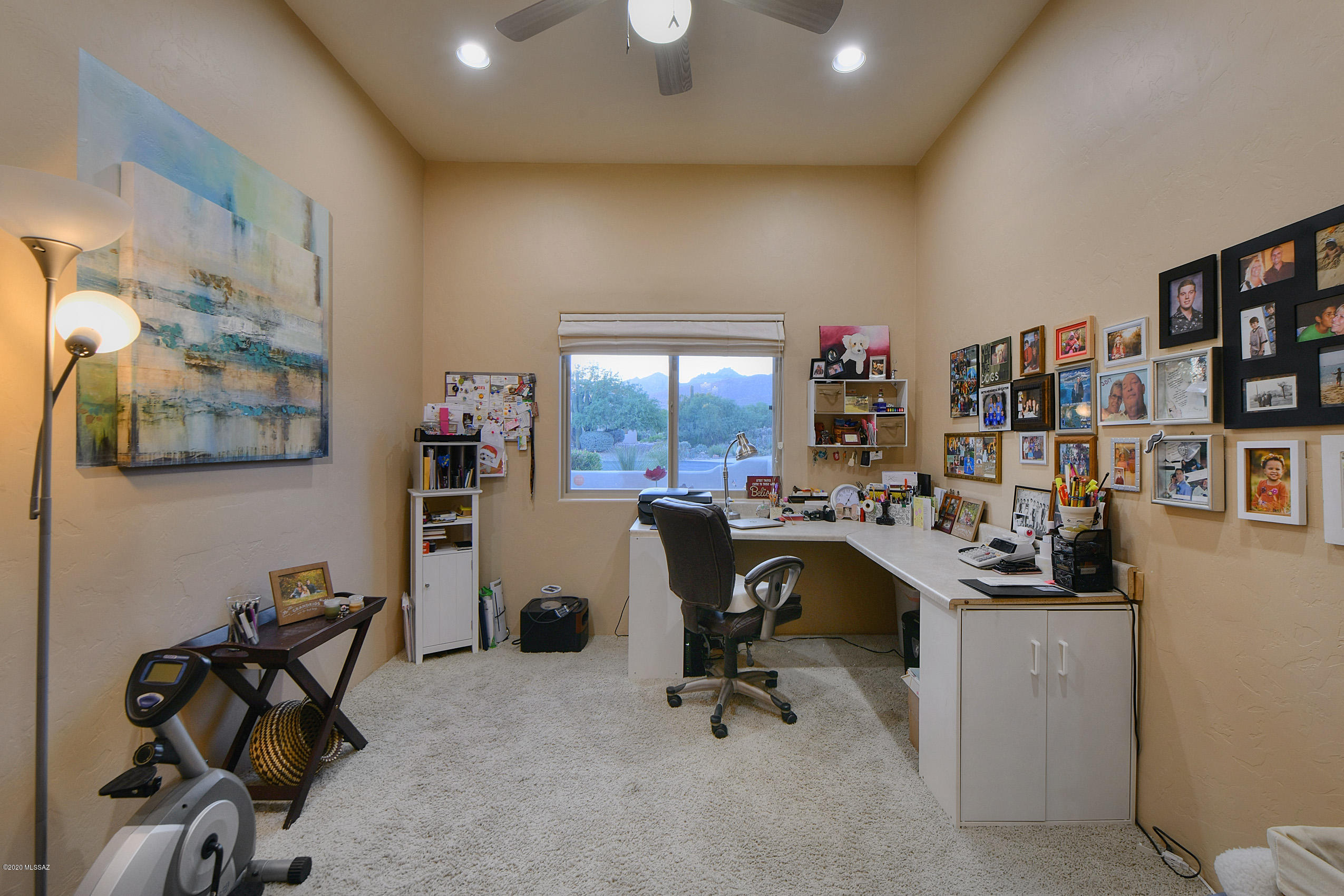 4464 N Placita Coahuila