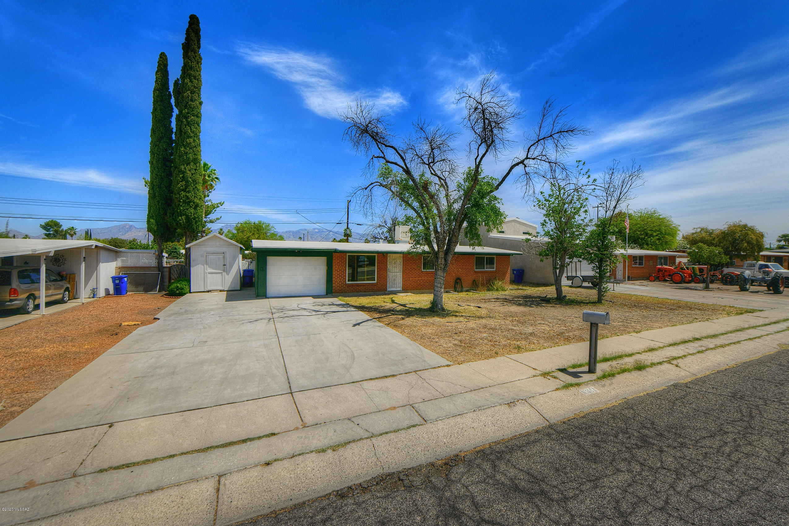 6941 E Calle Orion