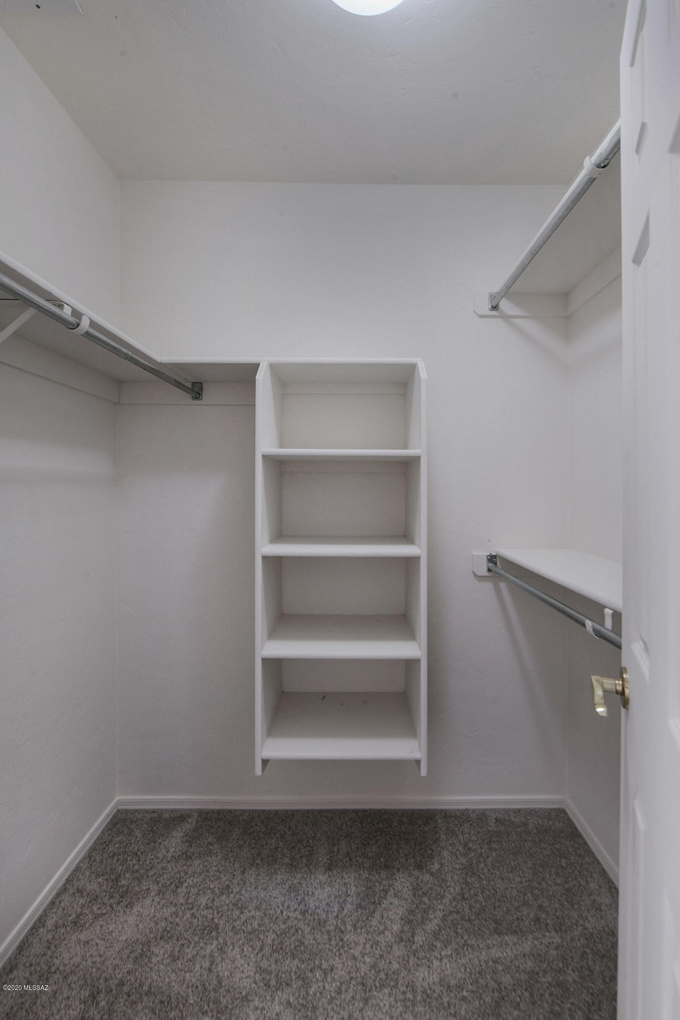 8492 E Sarnoff Ridge Loop