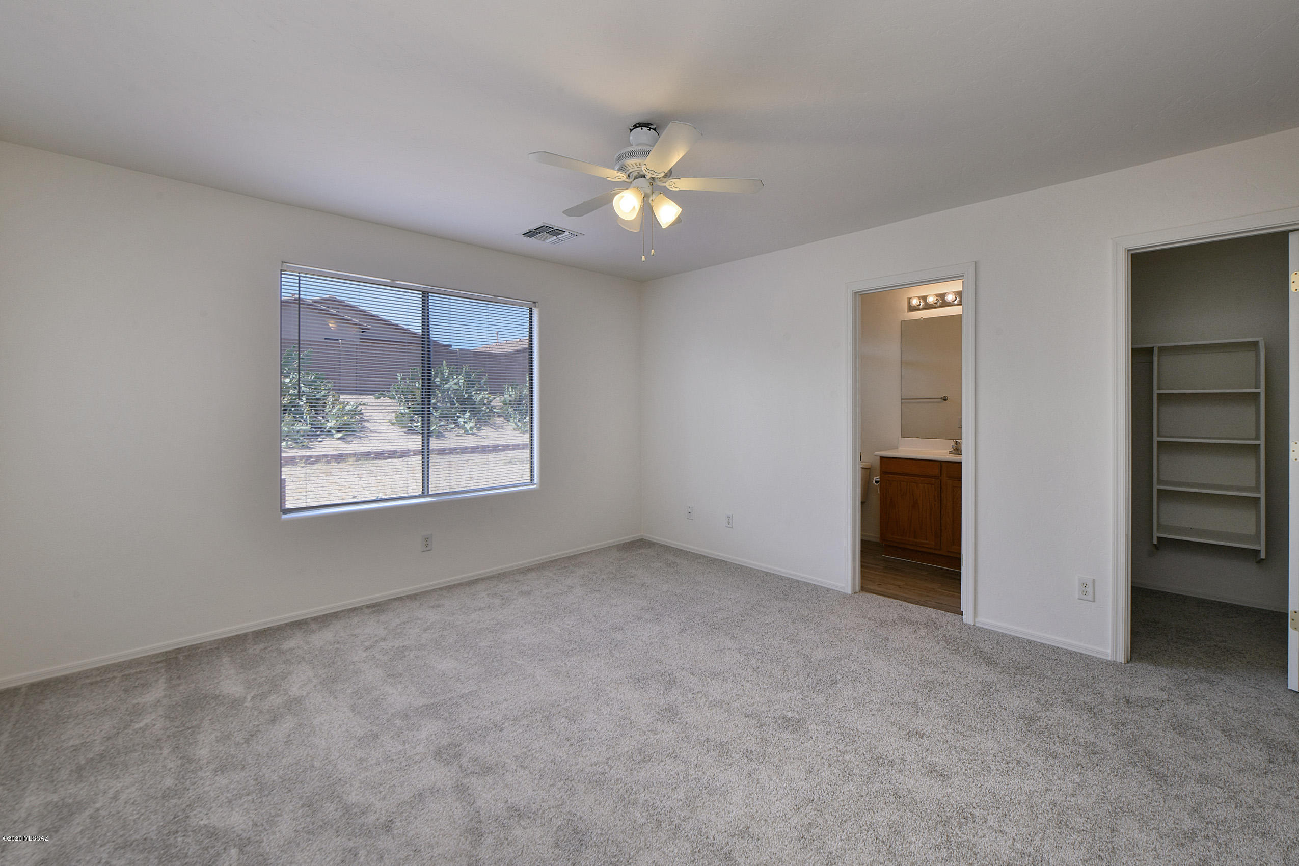 8492 E Sarnoff Ridge Loop