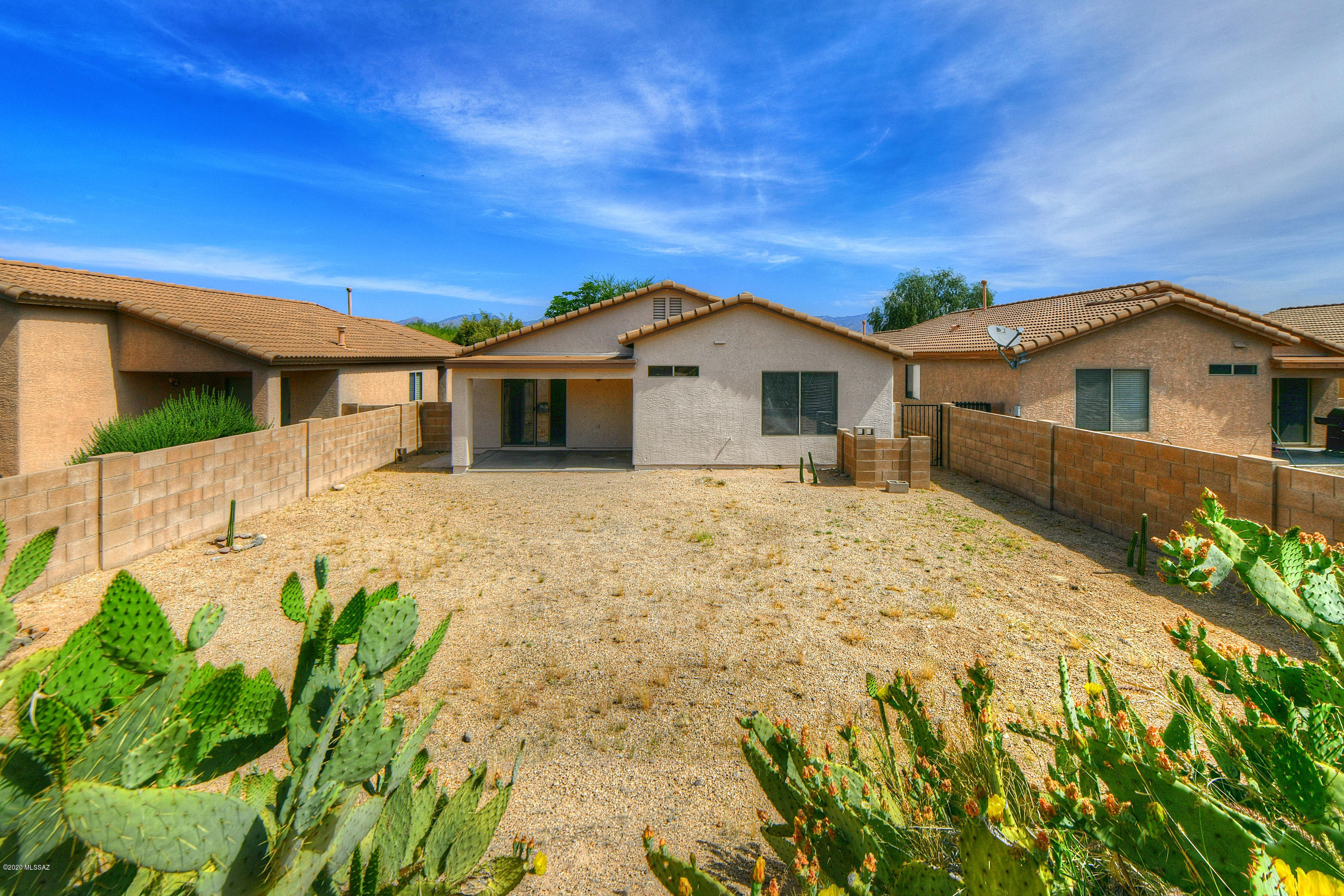 8492 E Sarnoff Ridge Loop