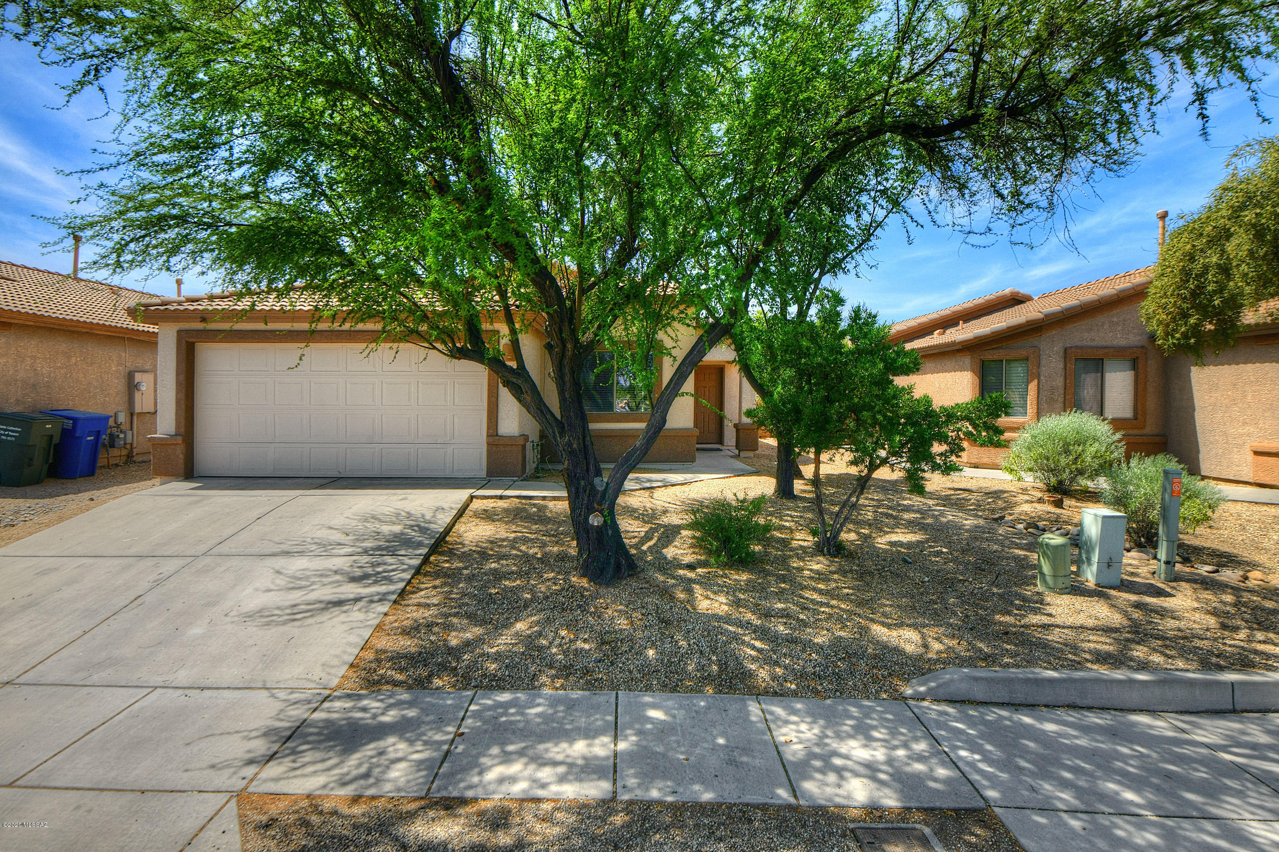 8492 E Sarnoff Ridge Loop
