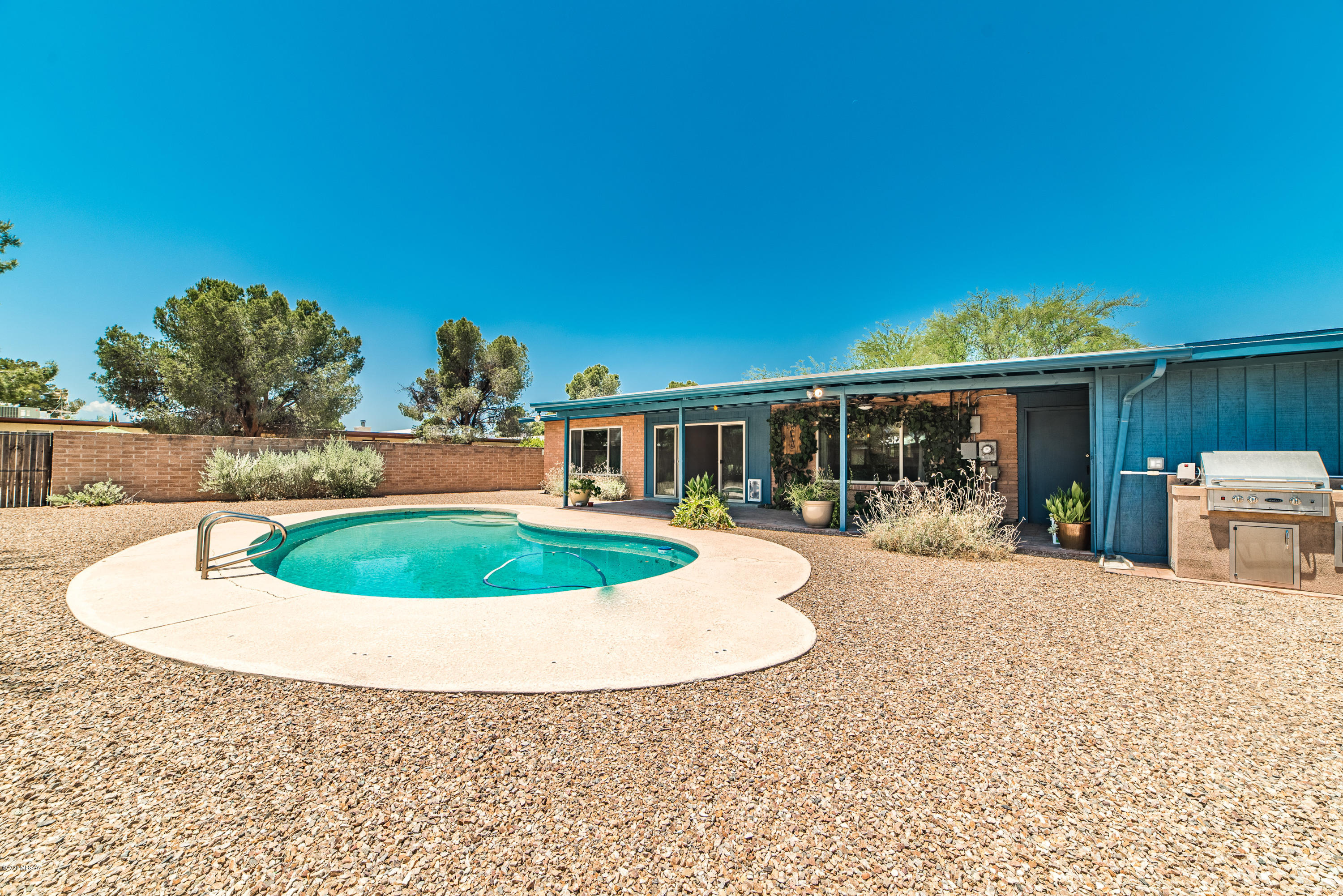 7665 E Adams Drive