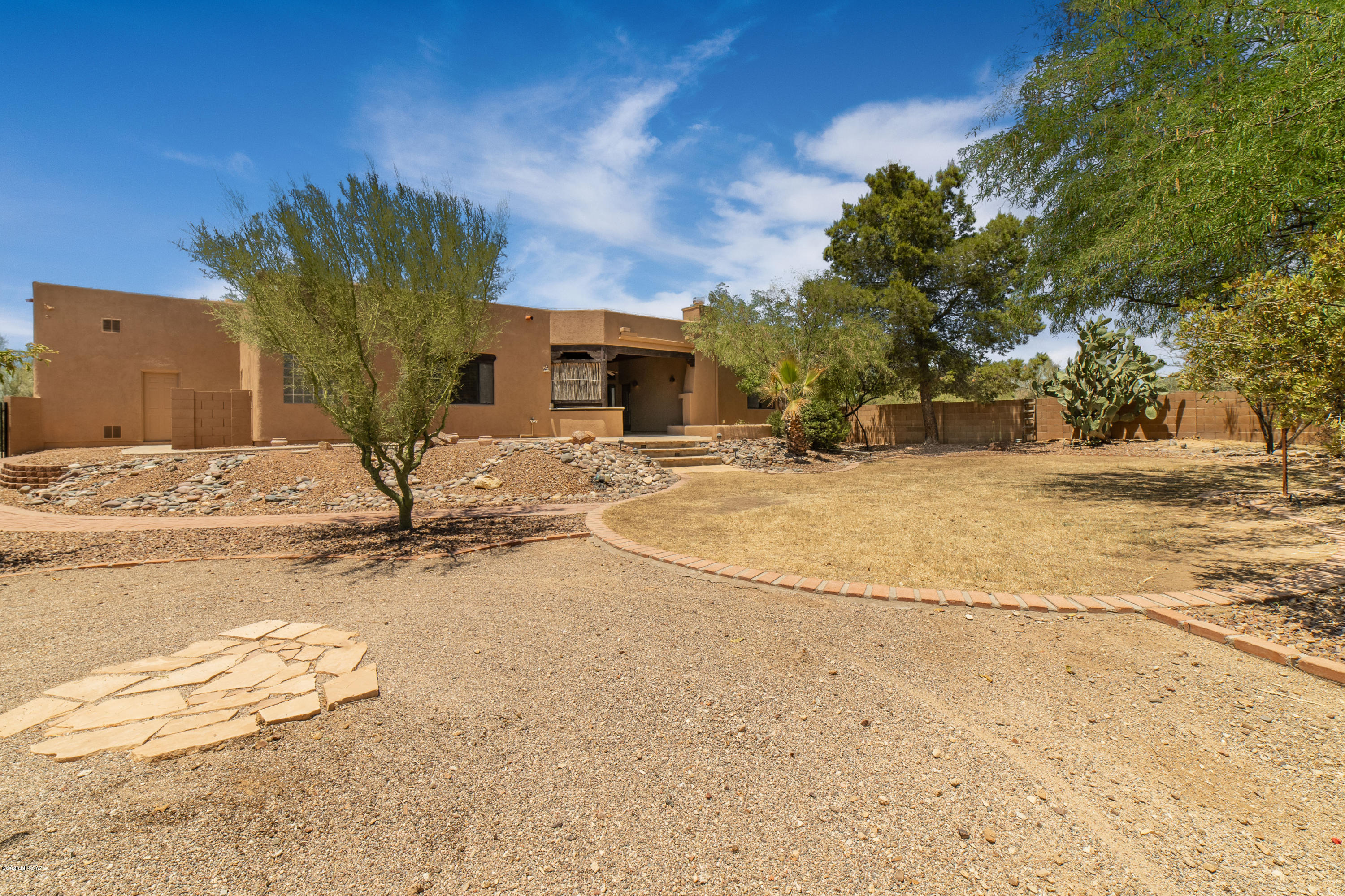 3955 W Potvin Lane
