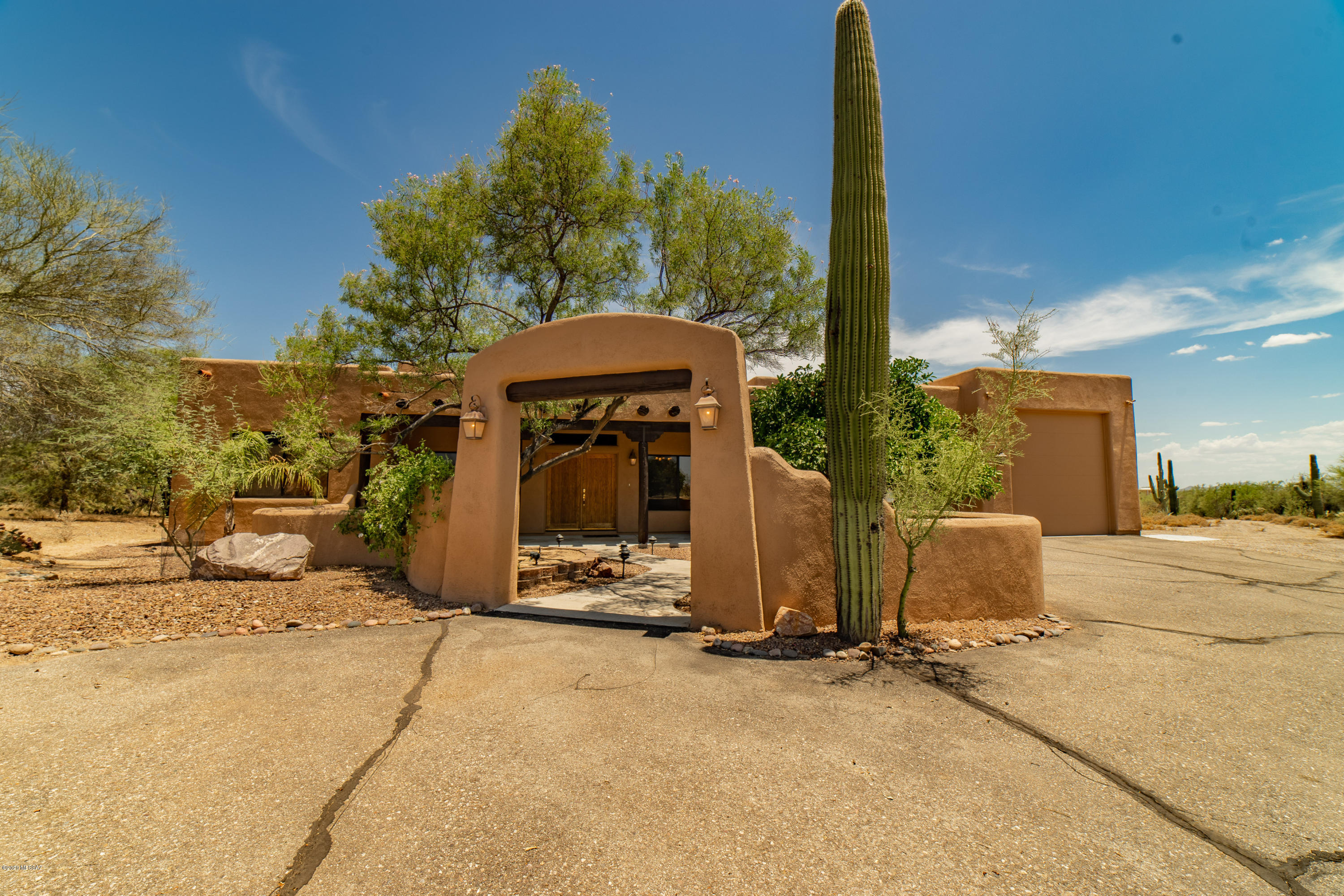 3955 W Potvin Lane