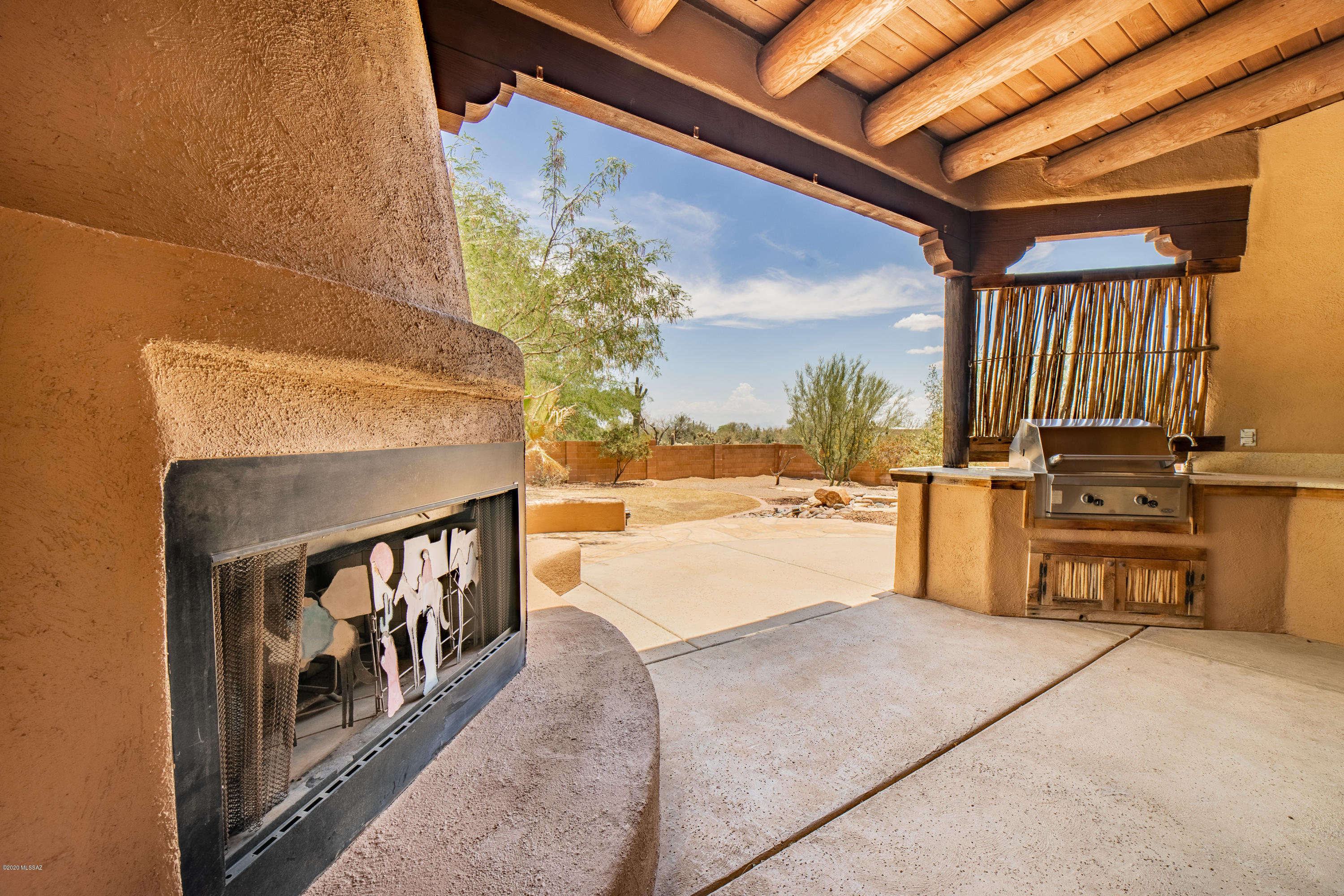 3955 W Potvin Lane