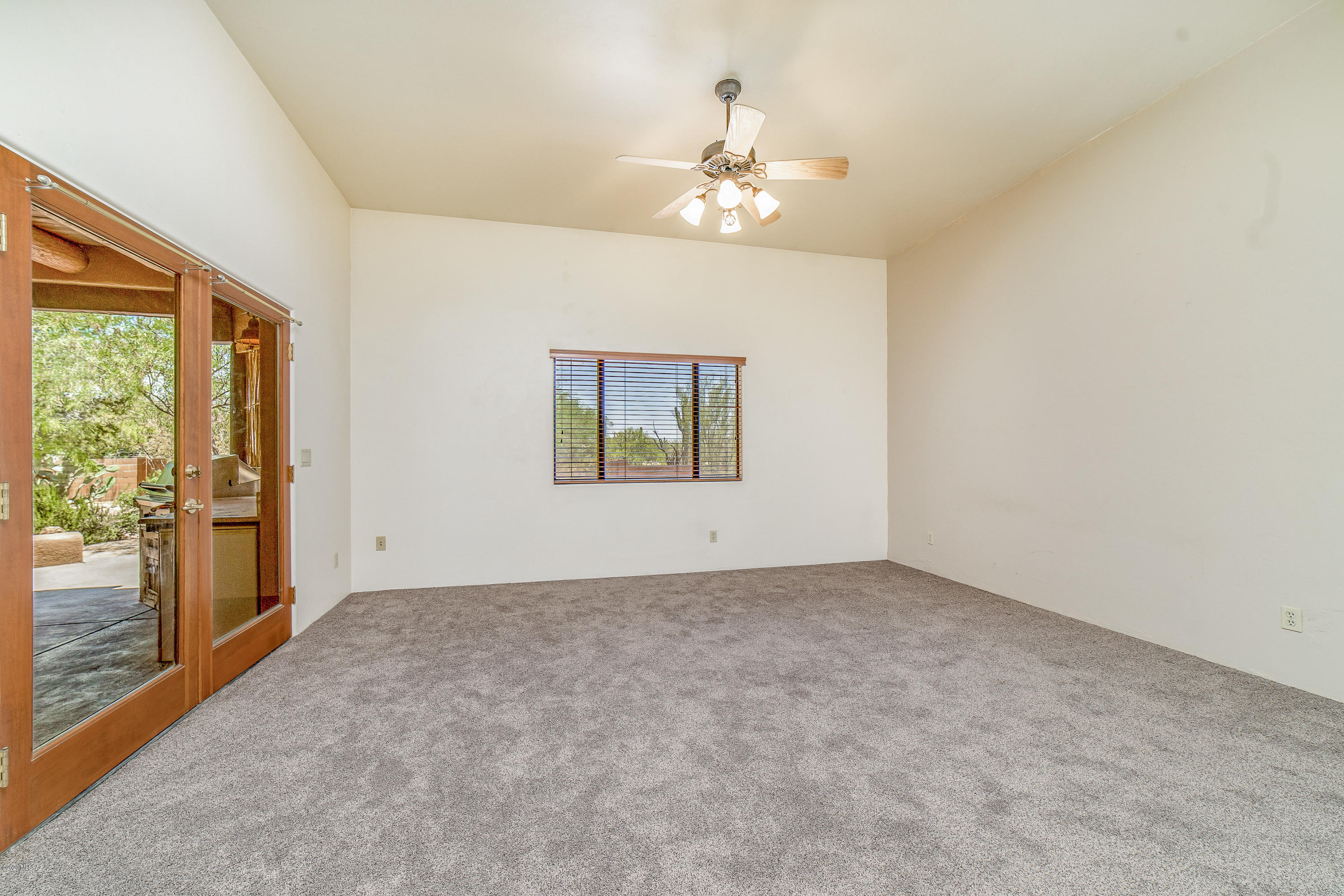 3955 W Potvin Lane
