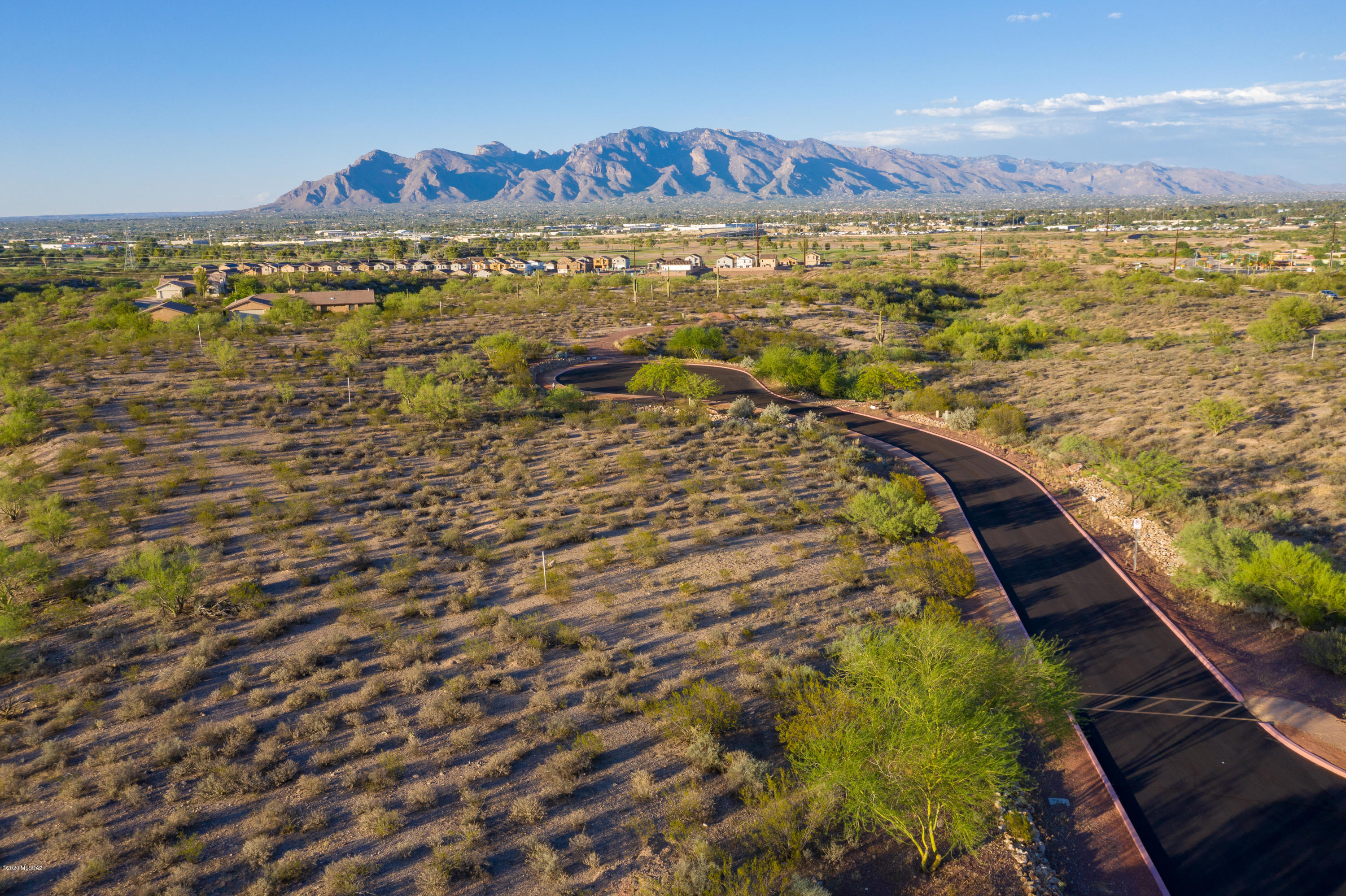 2770 W Black Cloud Court Unit: 6