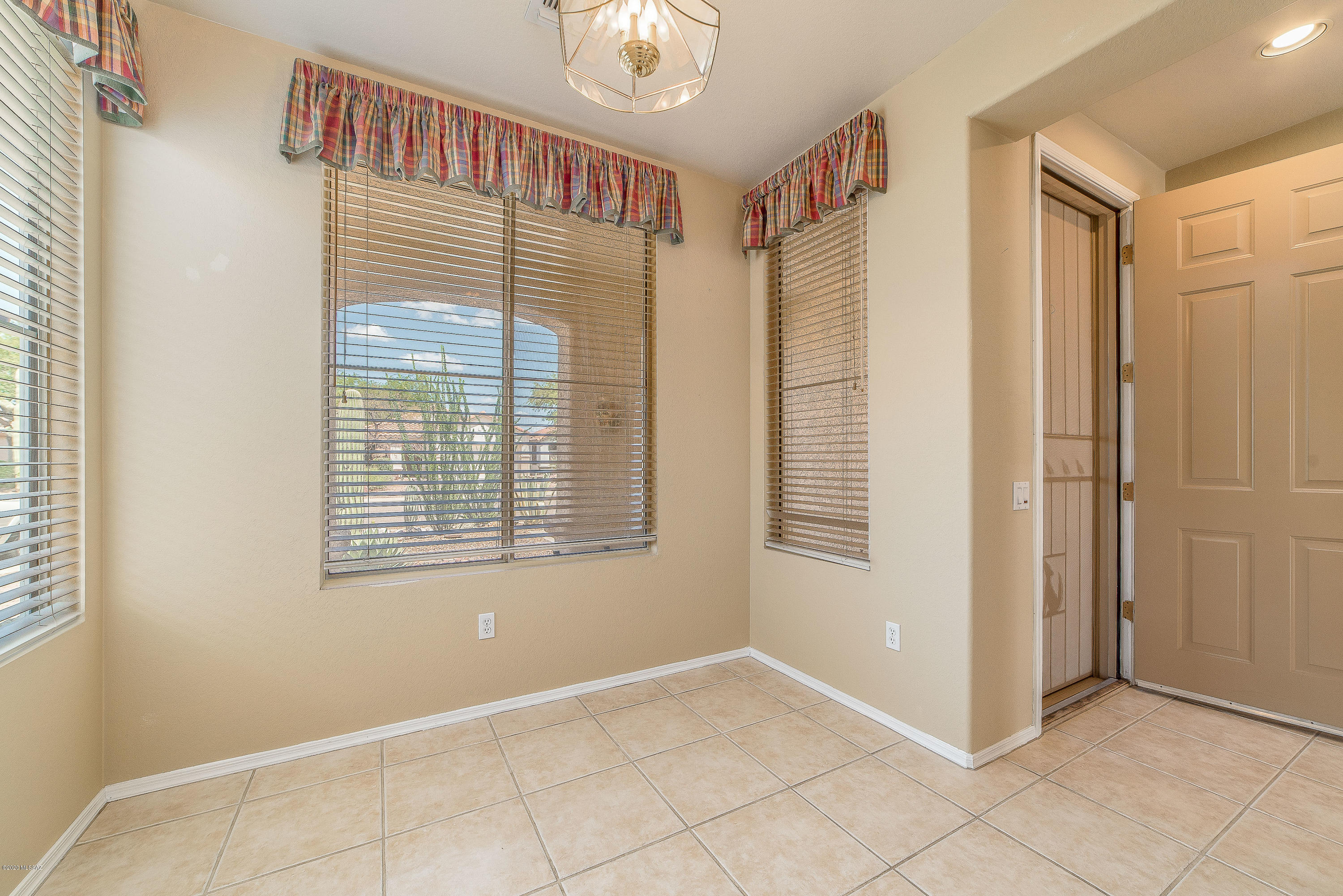 7657 W Amber Ridge Way