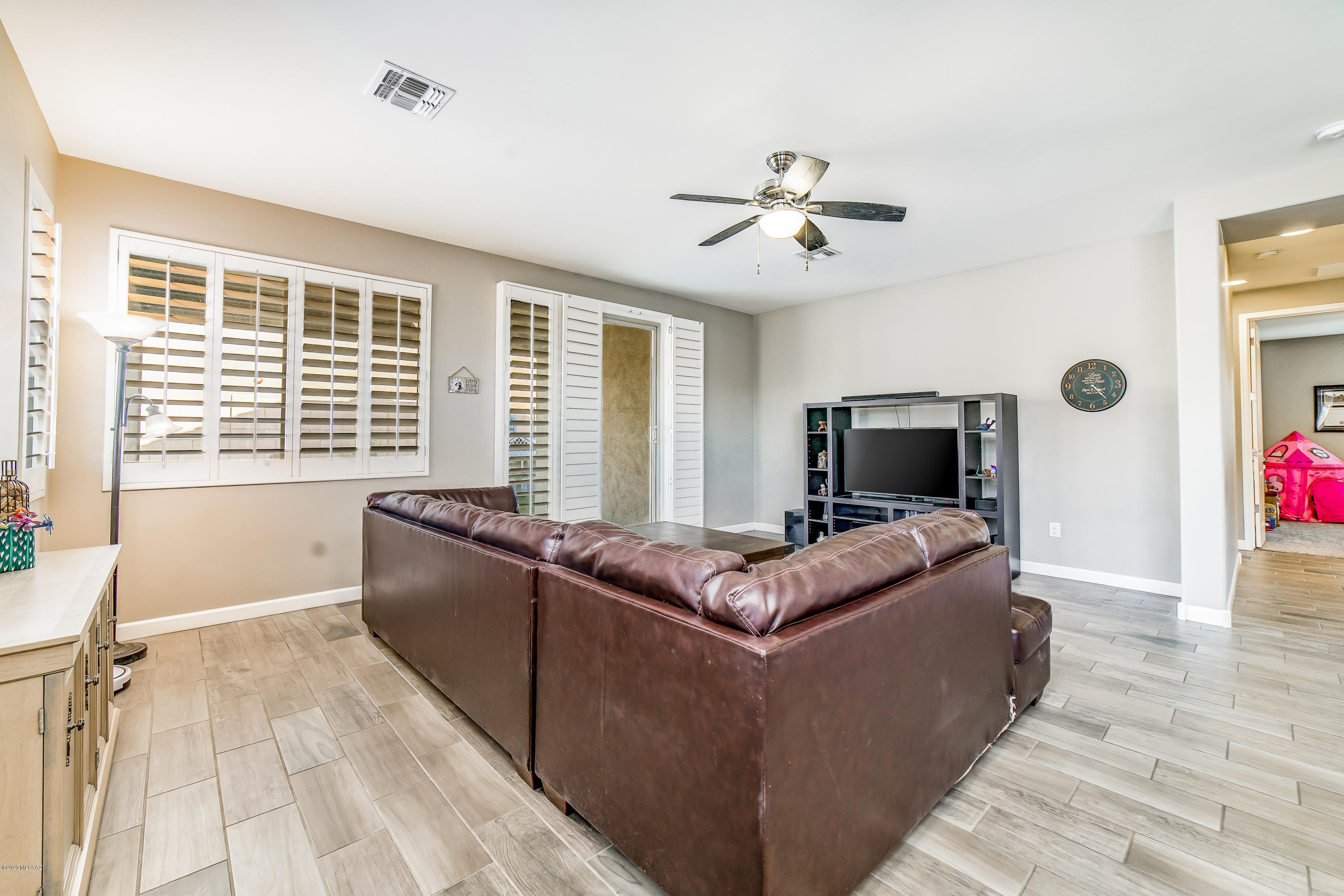 8534 N Gaetano Loop