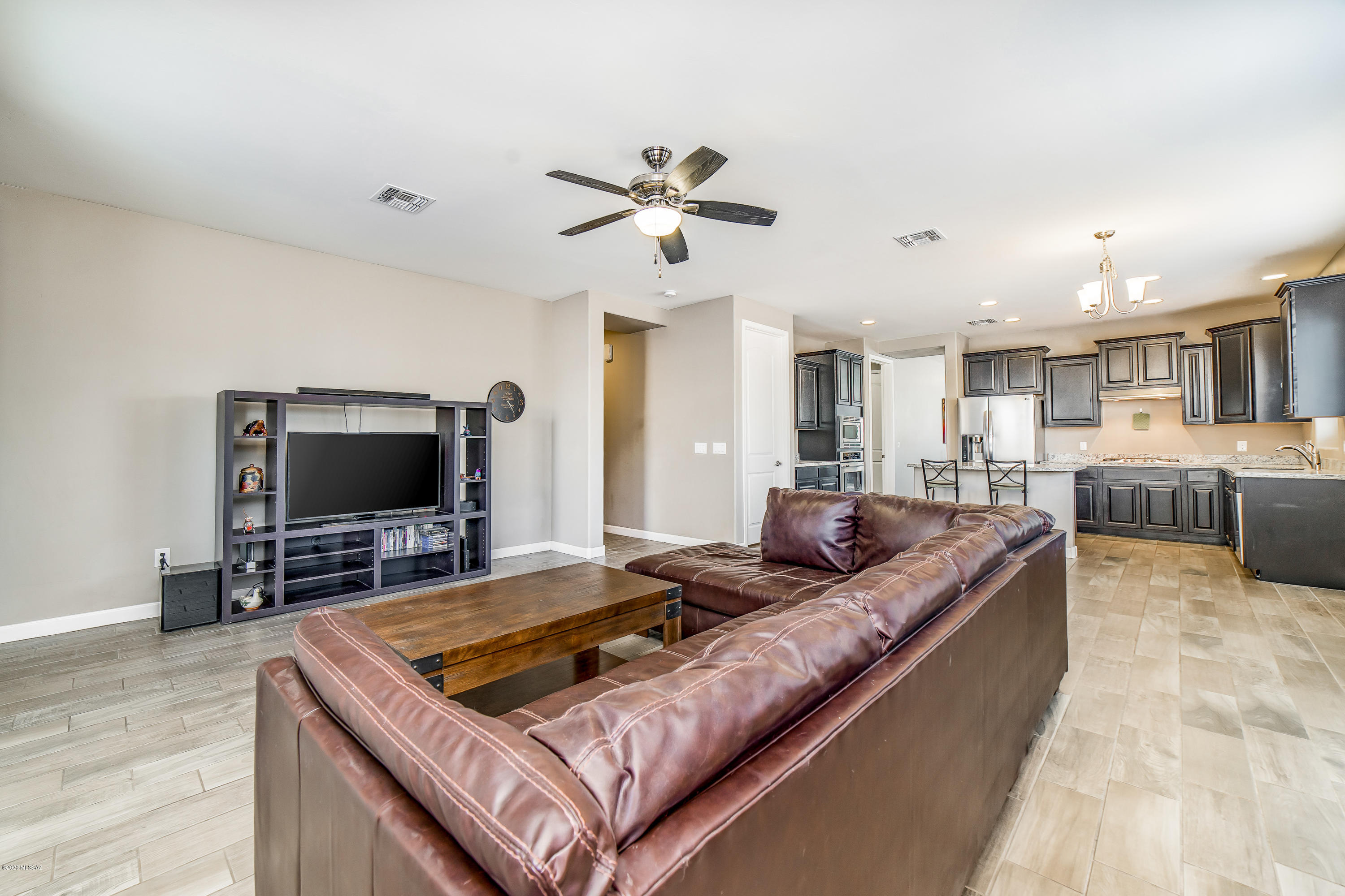 8534 N Gaetano Loop
