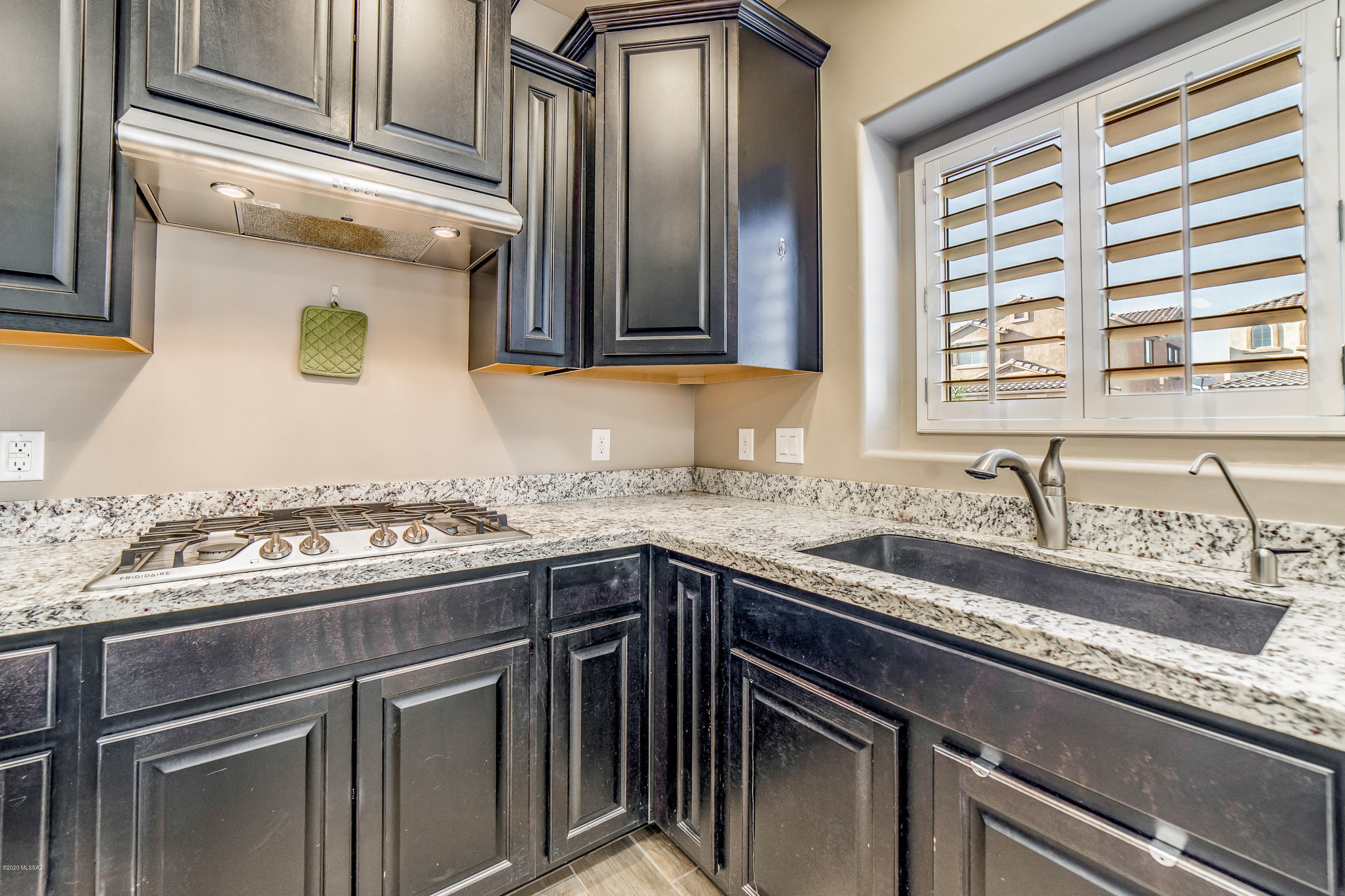 8534 N Gaetano Loop