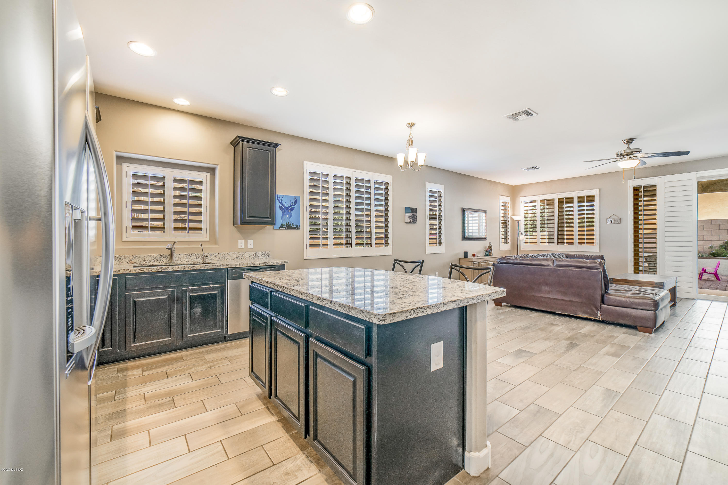8534 N Gaetano Loop
