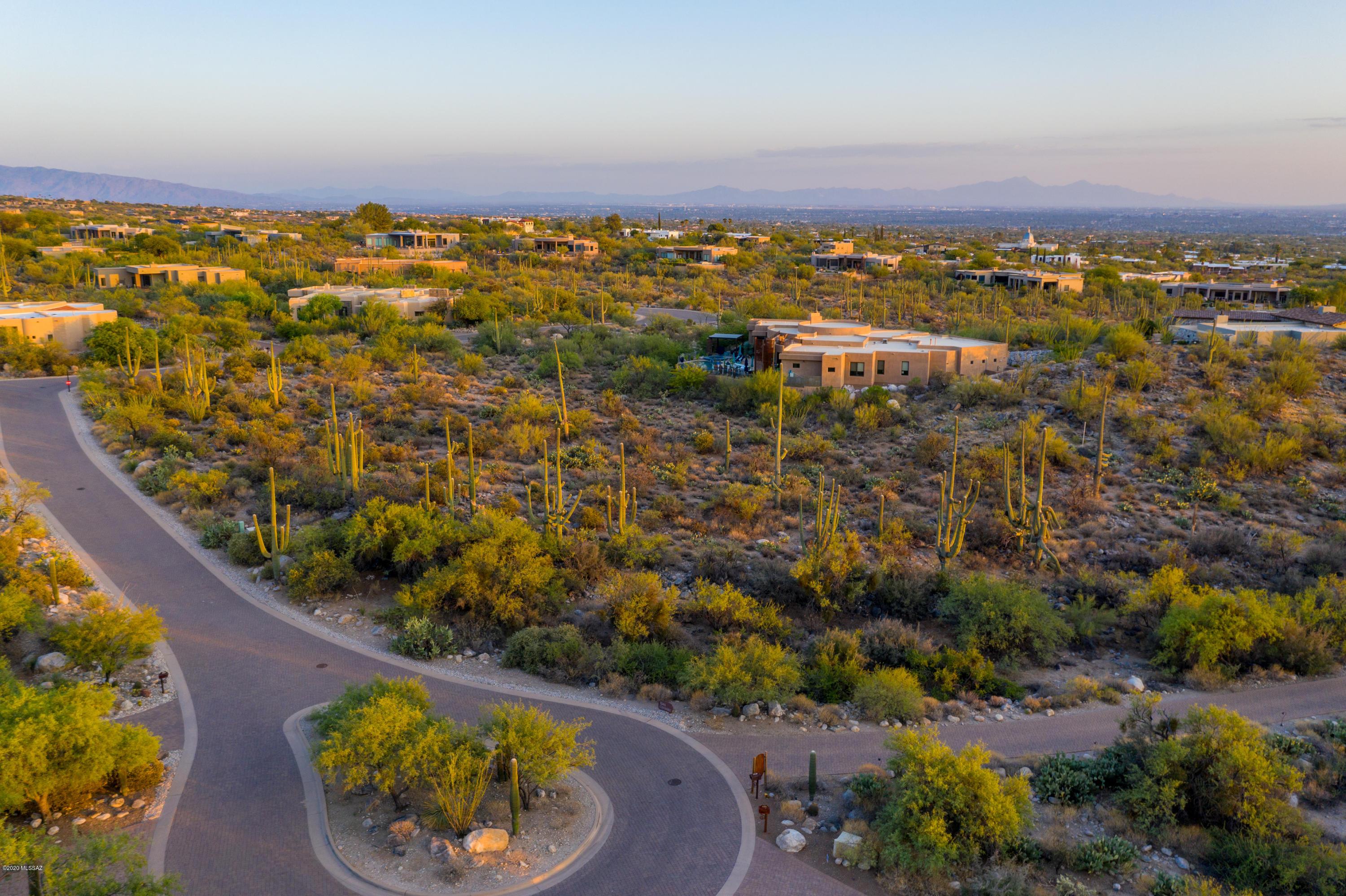 1496 E Canyon Spring Court Unit: 233