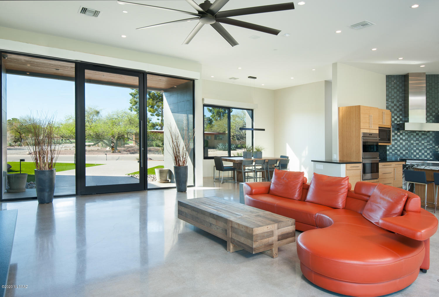 75 W Oro Valley Drive