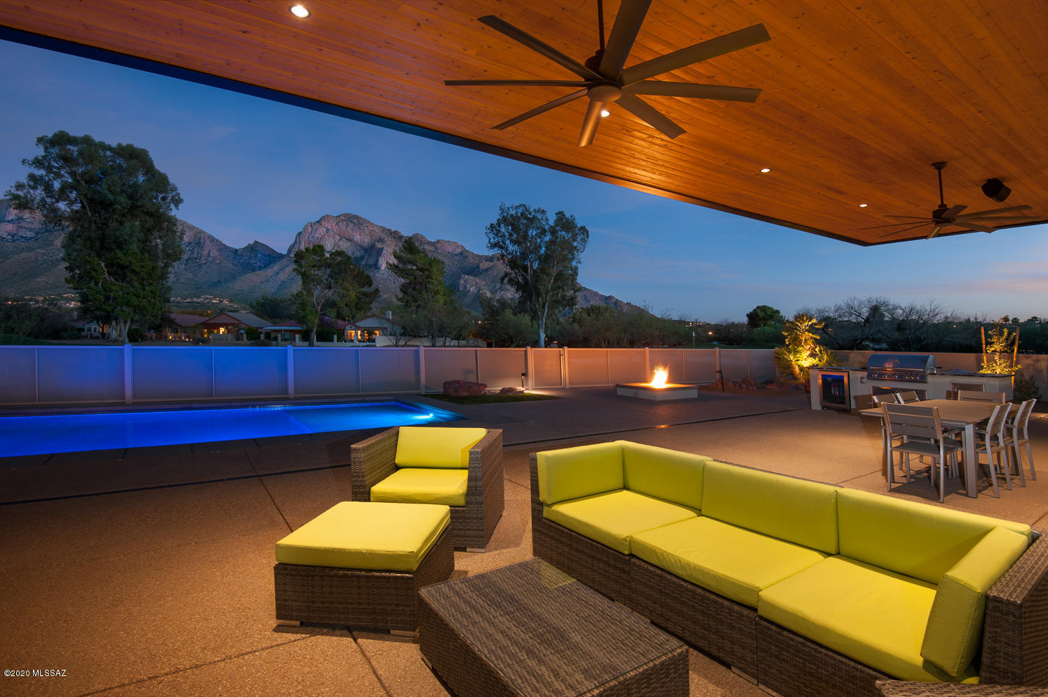 75 W Oro Valley Drive