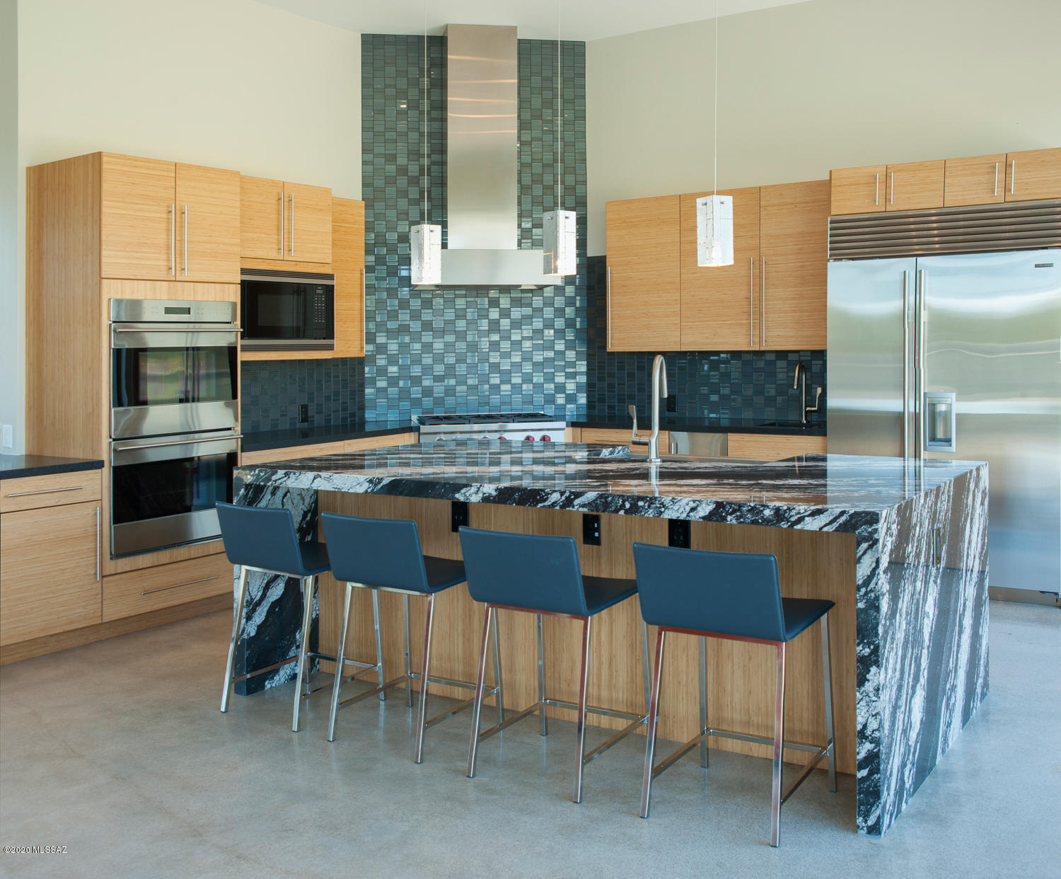 75 W Oro Valley Drive